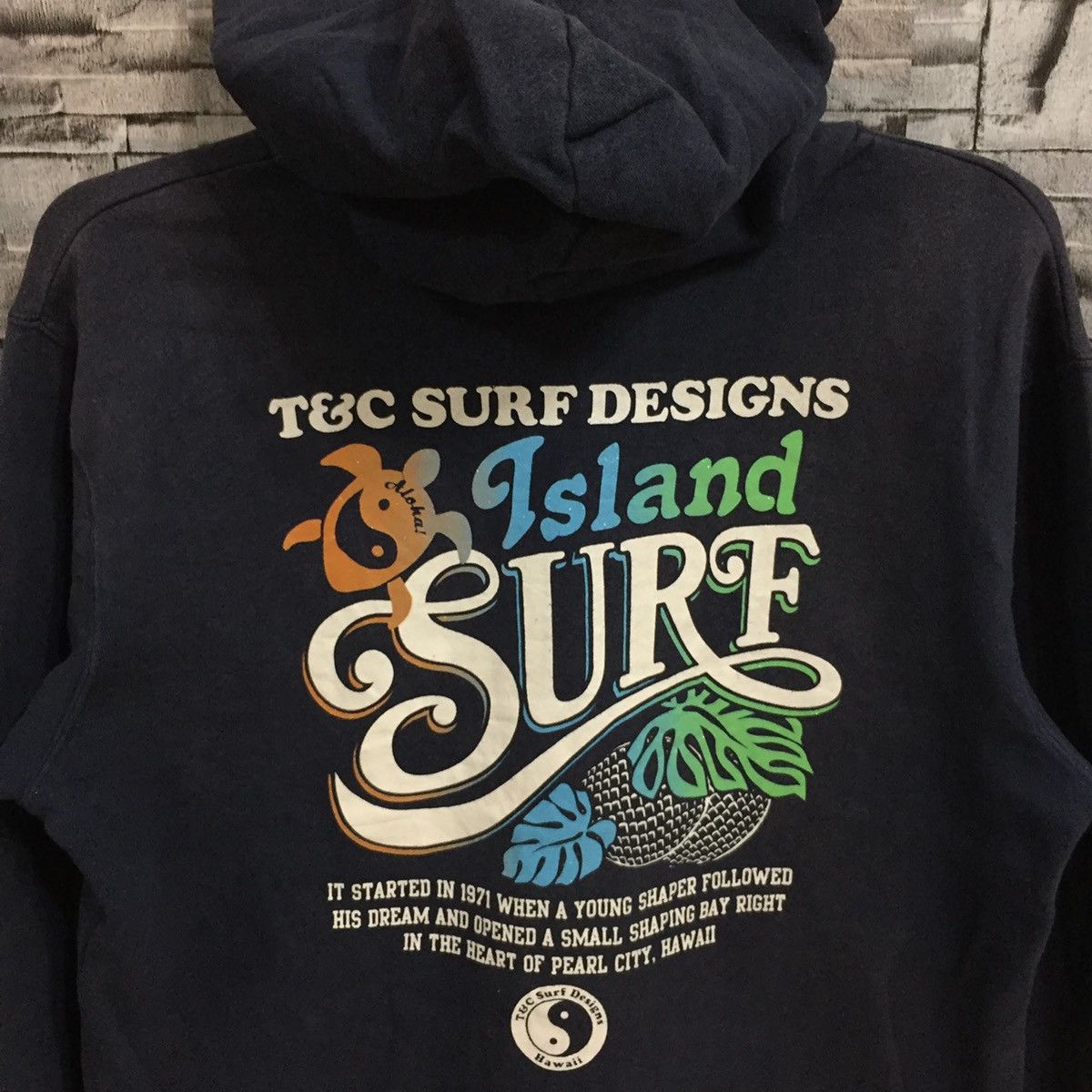 Japanese Brand Vintage Town & Country Surf design hoodie T&C big logo Size US L / EU 52-54 / 3 - 3 Thumbnail