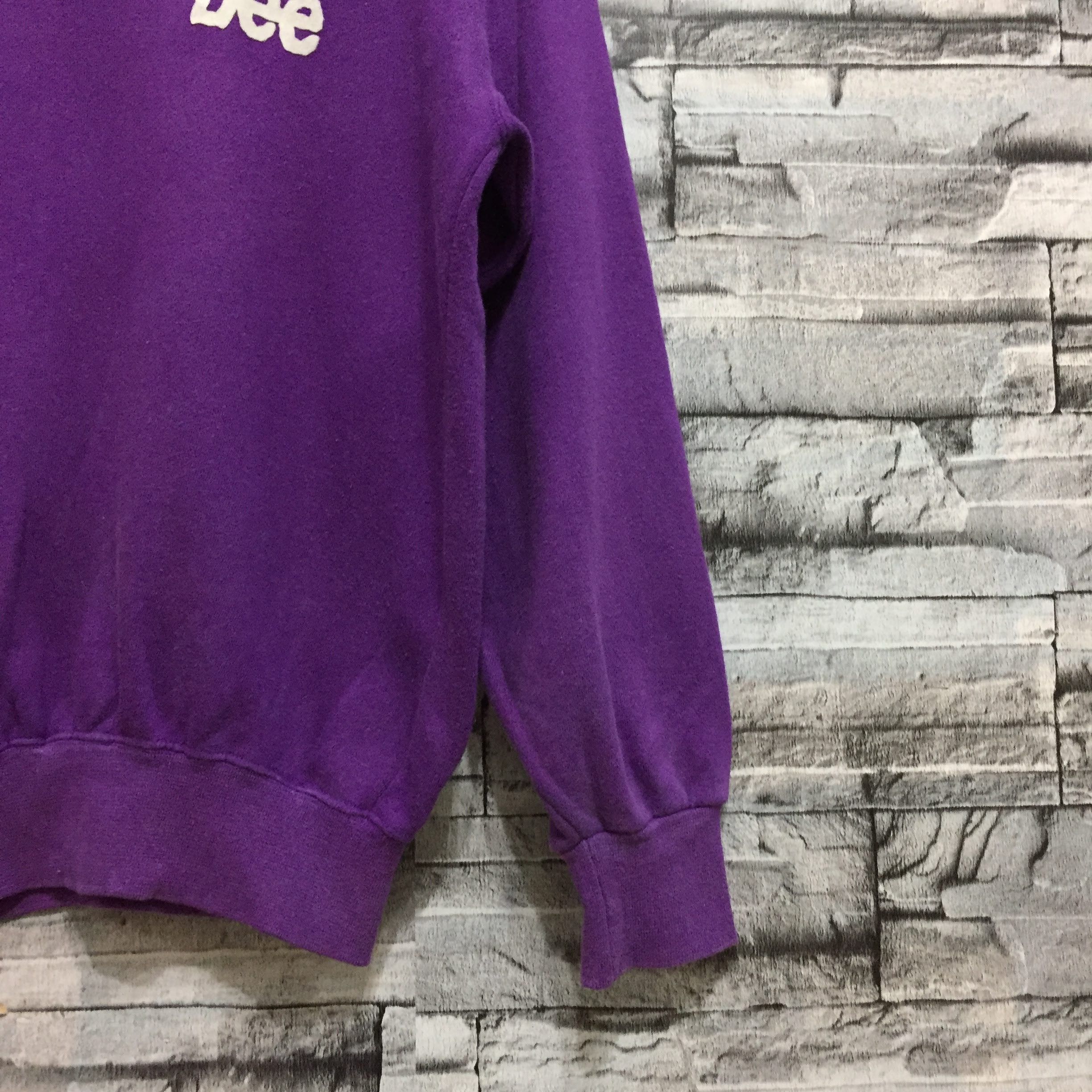Lee Vintage Lee sweatshirt small logo fit M Size US M / EU 48-50 / 2 - 6 Thumbnail