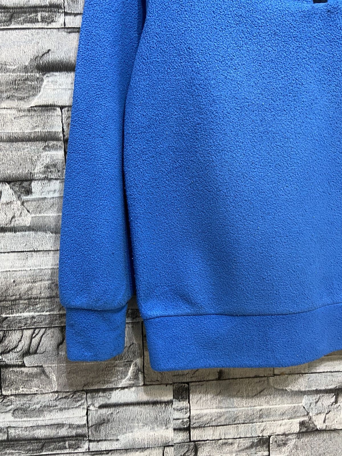 Guess Guess Fleece Sweatshirt embroidered 155 (kid) fit XS Size US XS / EU 42 / 0 - 5 Thumbnail
