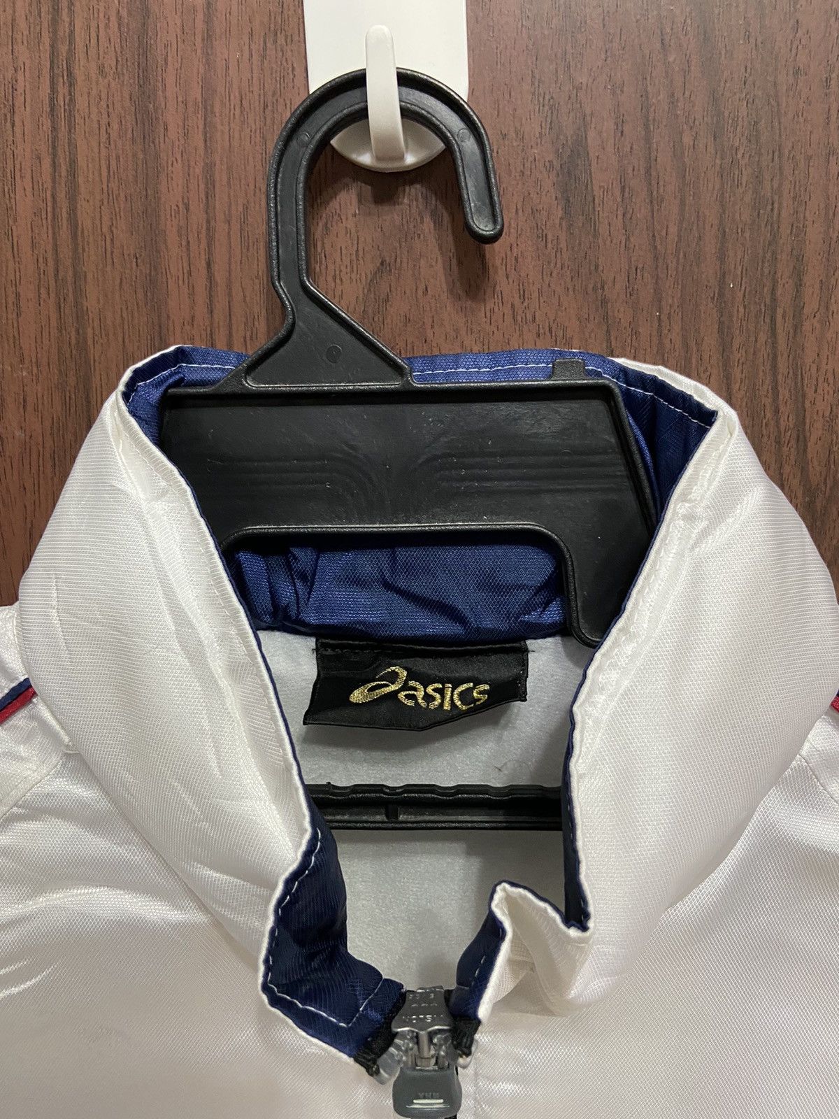 Asics Vintage Asics Jacket small design embroidered fit XL Size US XL / EU 56 / 4 - 3 Thumbnail