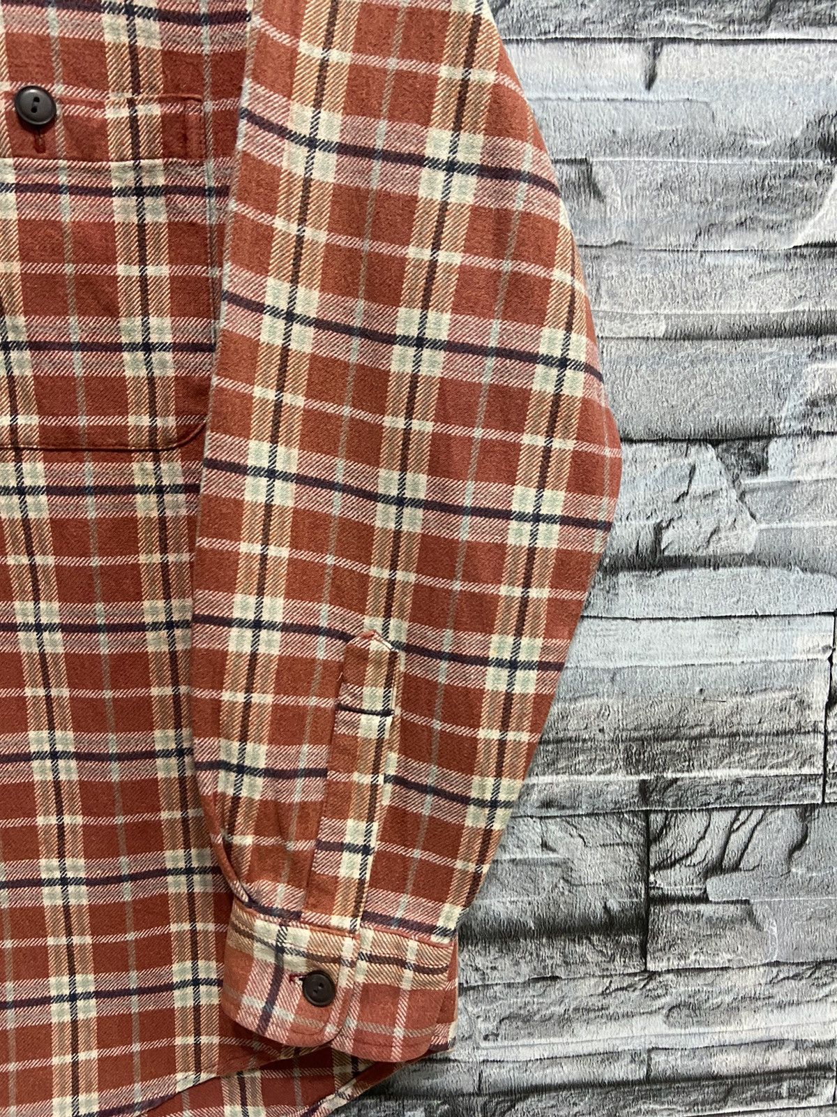 Japanese Brand Vintage Bossini Flannel single pocket plaid design Size US L / EU 52-54 / 3 - 6 Thumbnail
