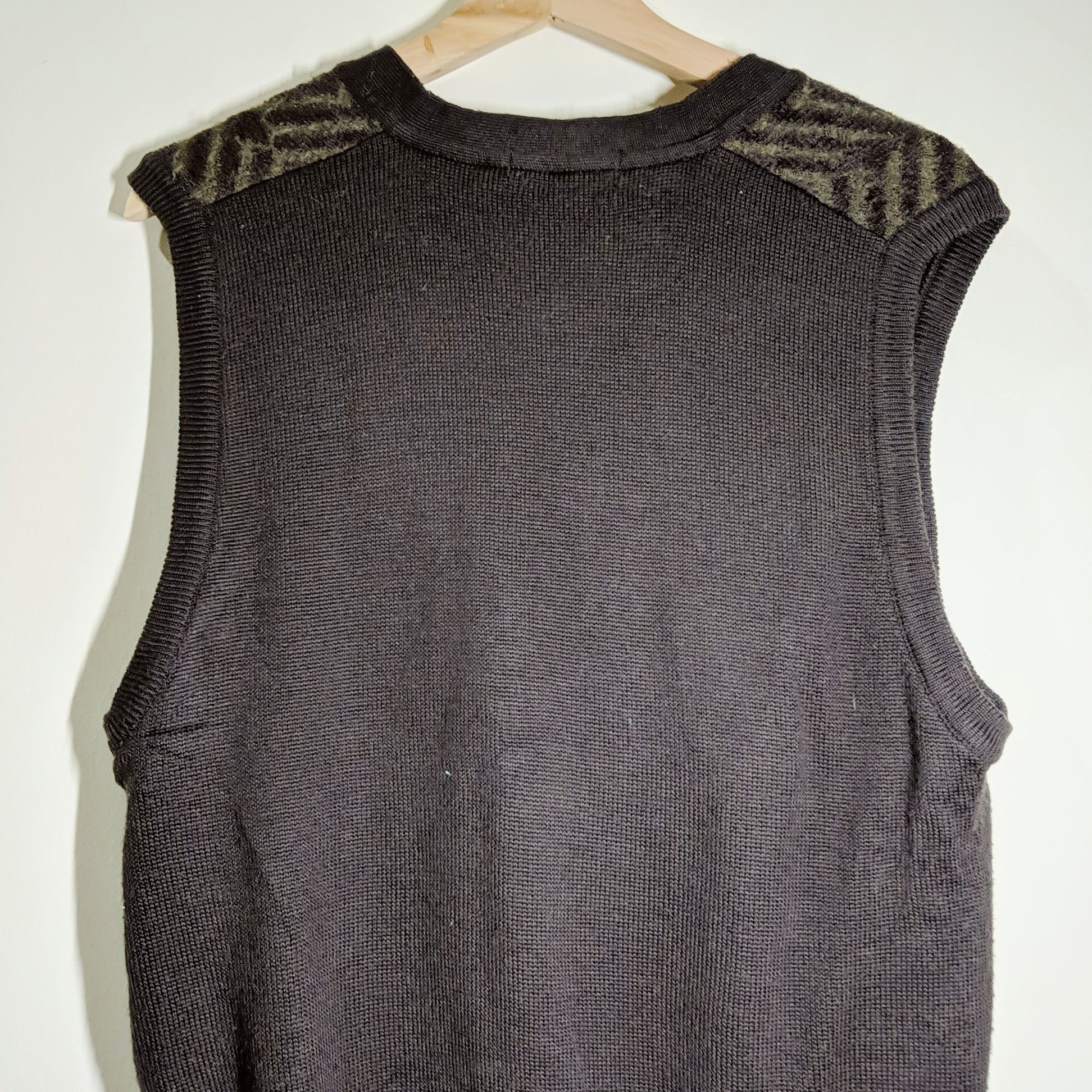 Japanese Brand Vintage Be Gentle Japan Brand Sleeveless Knitwear Cardigan Size US M / EU 48-50 / 2 - 9 Thumbnail