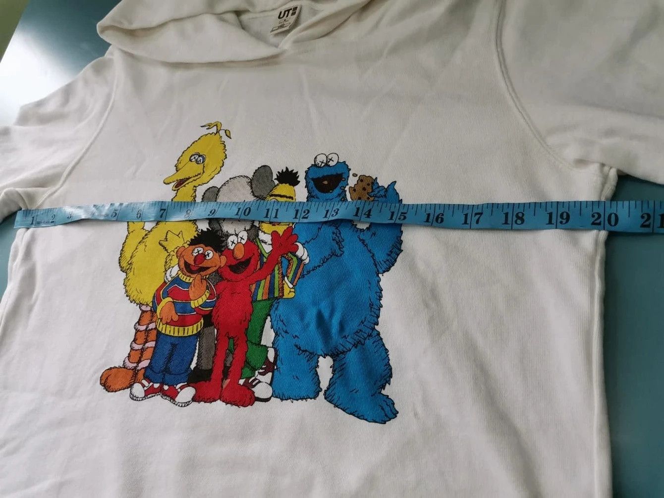 Japanese Brand × Kaws × Vintage Kaws x Uniqlo X Sesame Street NO. 1 / Cdg Size US M / EU 48-50 / 2 - 4 Thumbnail
