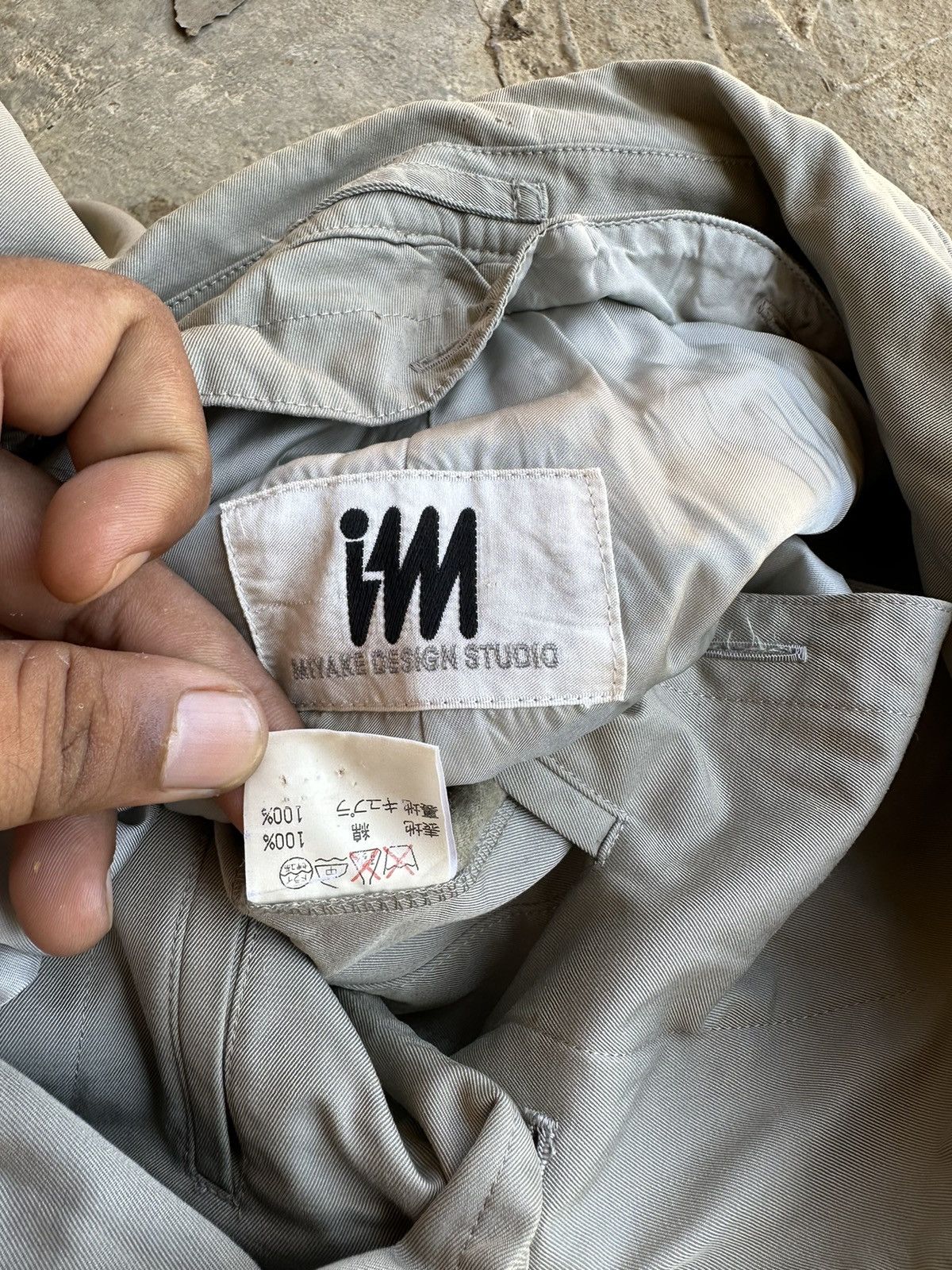 Issey Miyake Issey Miyake Studio Trench Coat Beige Size US M / EU 48-50 / 2 - 6 Thumbnail