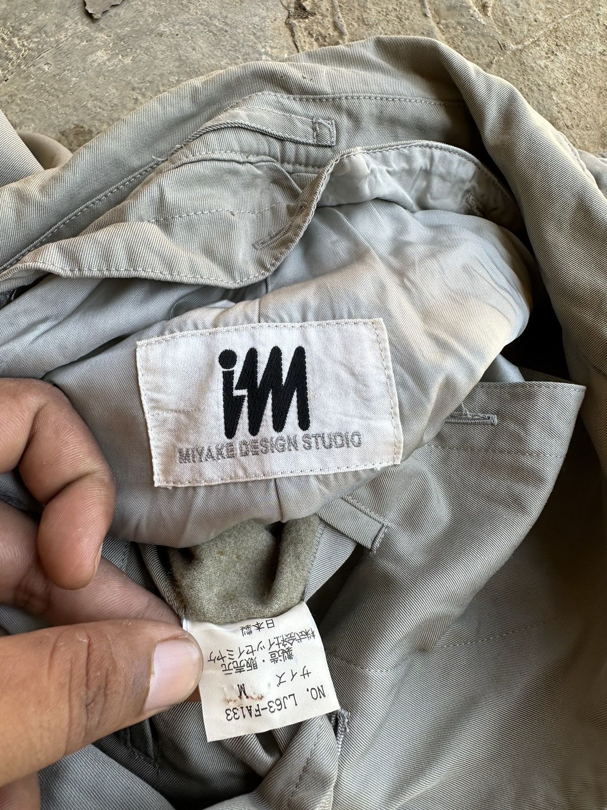 Issey Miyake Issey Miyake Studio Trench Coat Beige Size US M / EU 48-50 / 2 - 5 Thumbnail