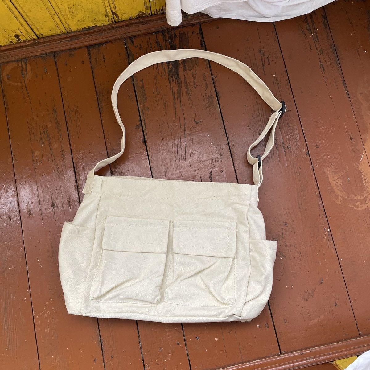 Japanese Brand Distressed Japanese crossbody bag Size ONE SIZE - 3 Thumbnail