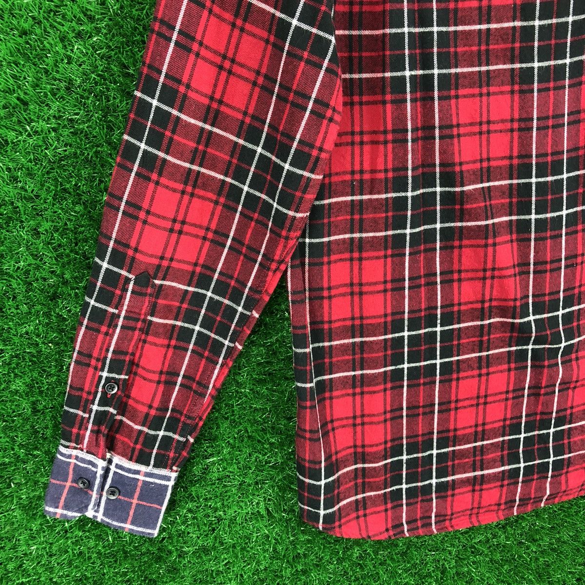 Uniqlo Uniqlo Flannel Multi Plaid Checker Single Pocket Size S / US 4 / IT 40 - 7 Thumbnail
