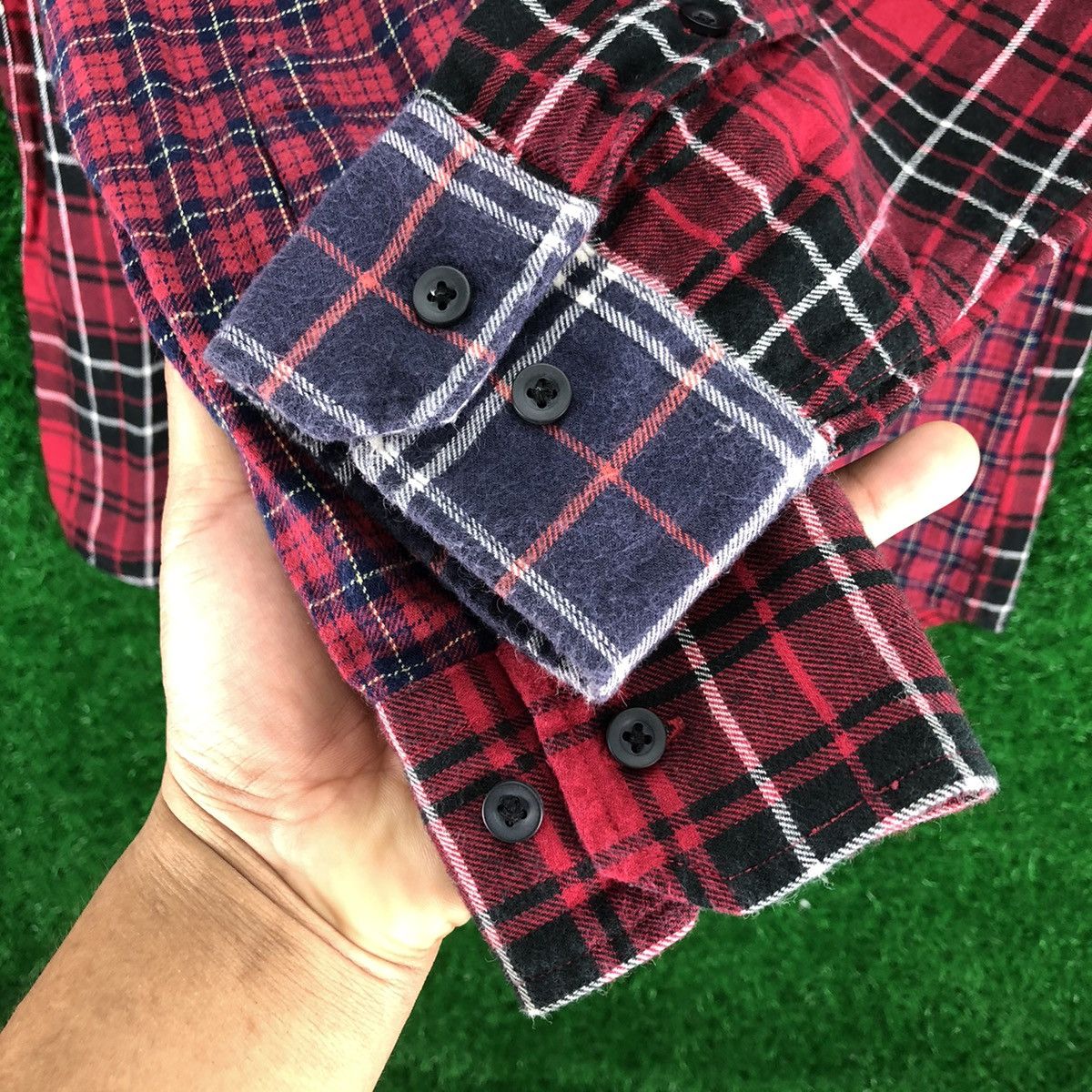 Uniqlo Uniqlo Flannel Multi Plaid Checker Single Pocket Size S / US 4 / IT 40 - 10 Thumbnail