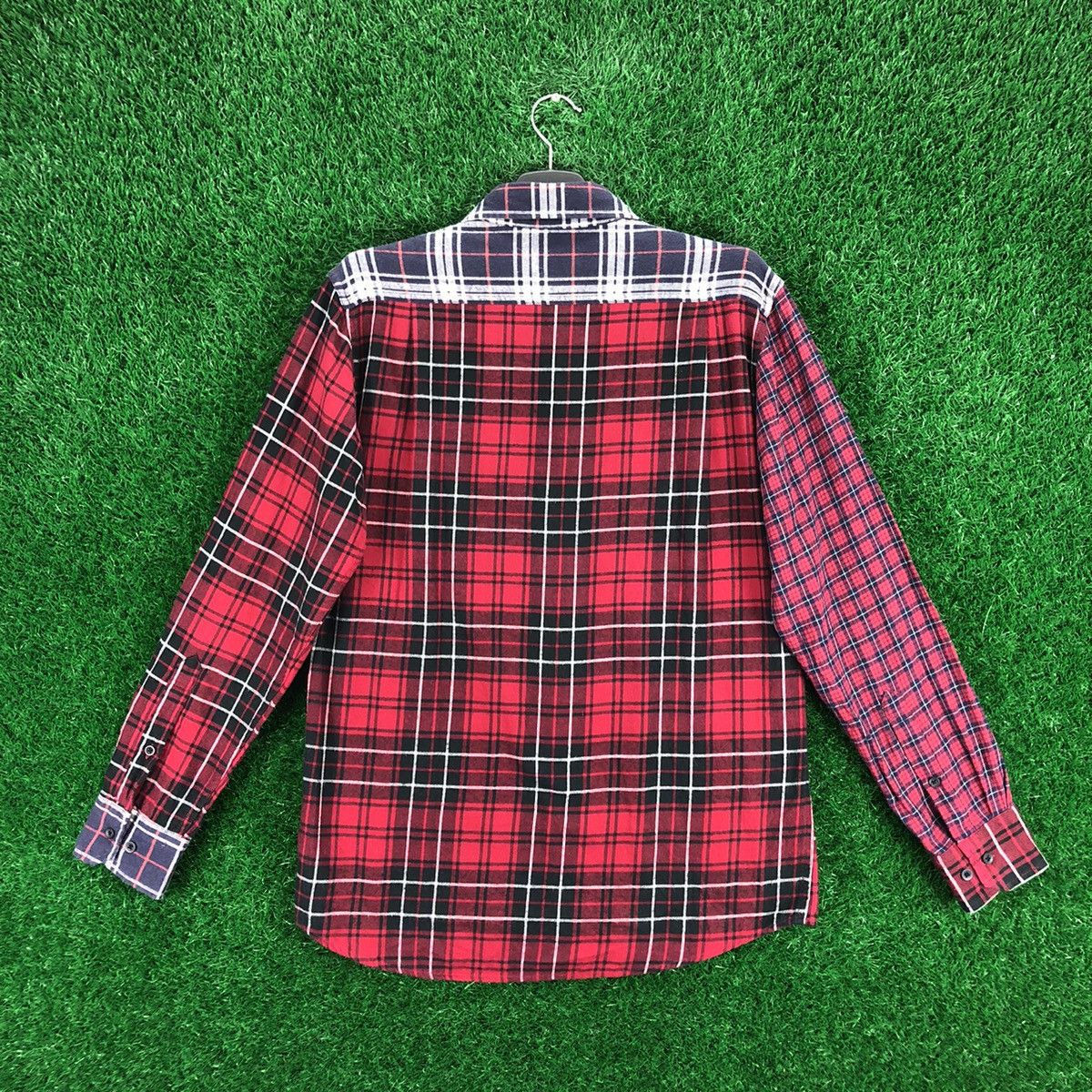 Uniqlo Uniqlo Flannel Multi Plaid Checker Single Pocket Size S / US 4 / IT 40 - 5 Thumbnail