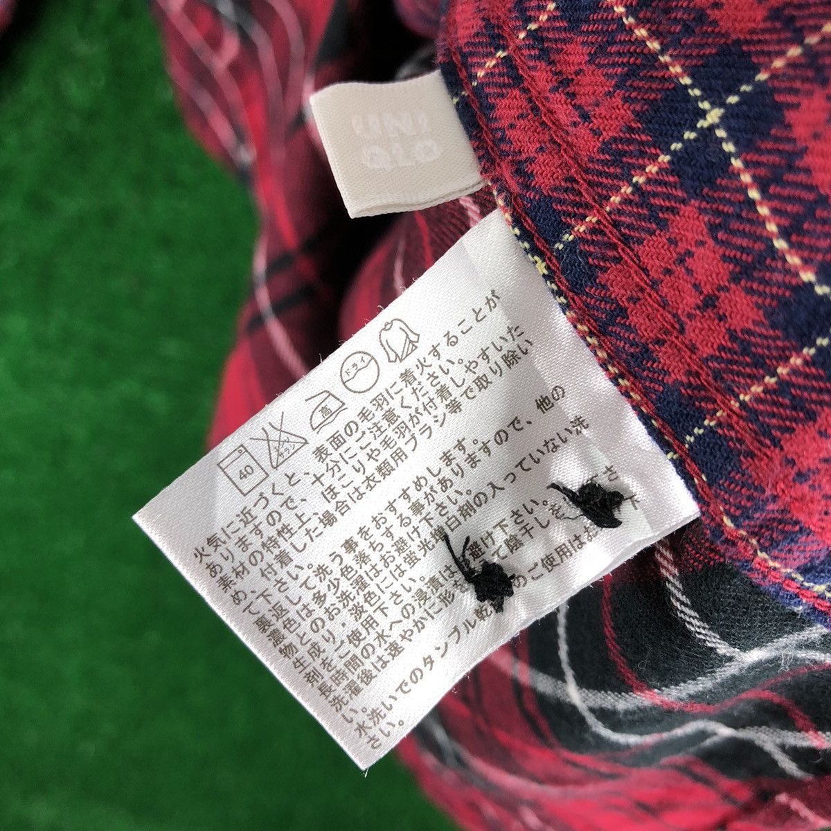 Uniqlo Uniqlo Flannel Multi Plaid Checker Single Pocket Size S / US 4 / IT 40 - 13 Thumbnail