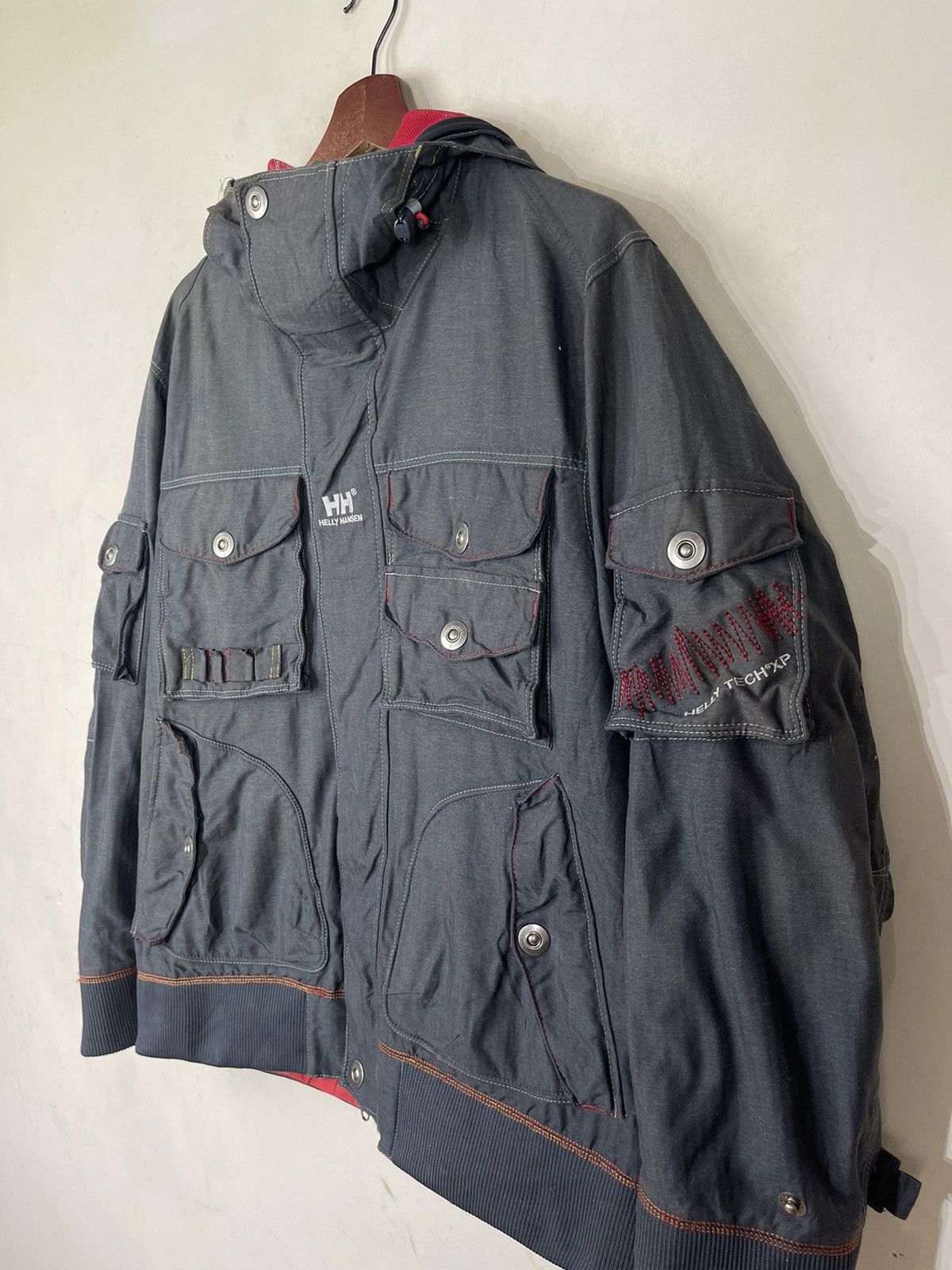 Helly Hansen BONDAGE CARGO JACKET By Helly Hansen Size US M / EU 48-50 / 2 - 4 Thumbnail