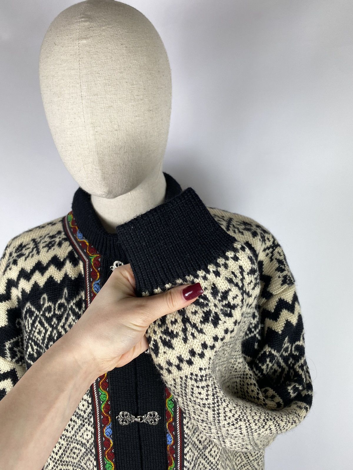 Vintage VTG Christiania men’s wool nordic pattern cardigan sweater Size US M / EU 48-50 / 2 - 3 Thumbnail