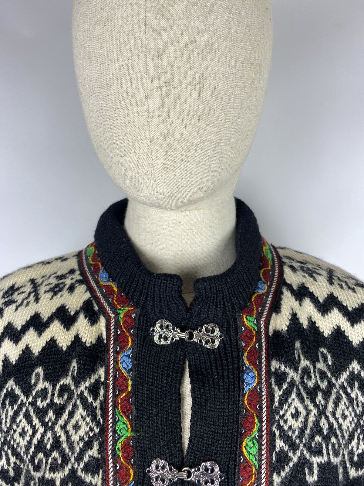 Vintage VTG Christiania men’s wool nordic pattern cardigan sweater Size US M / EU 48-50 / 2 - 2 Thumbnail