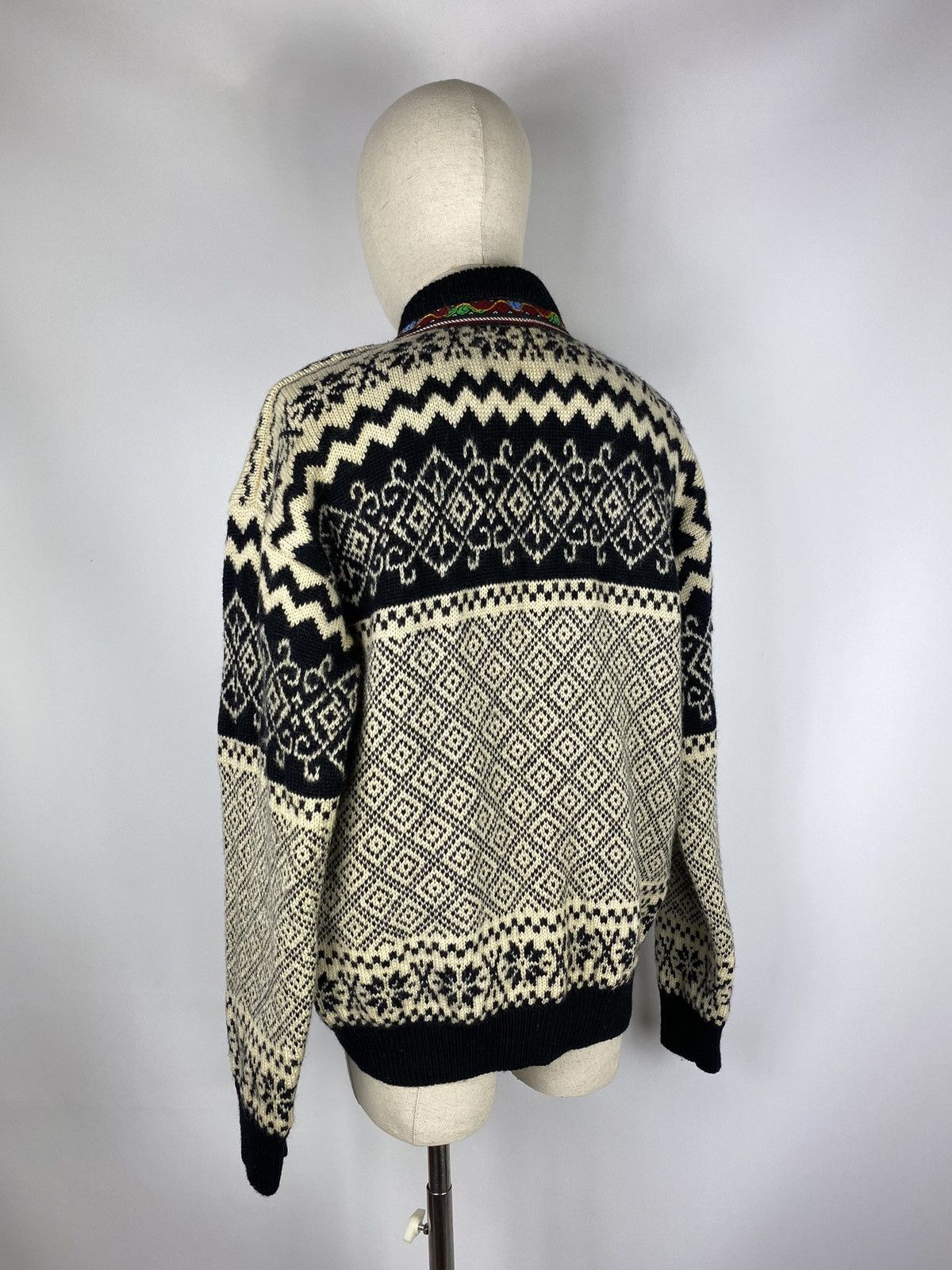 Vintage VTG Christiania men’s wool nordic pattern cardigan sweater Size US M / EU 48-50 / 2 - 12 Thumbnail