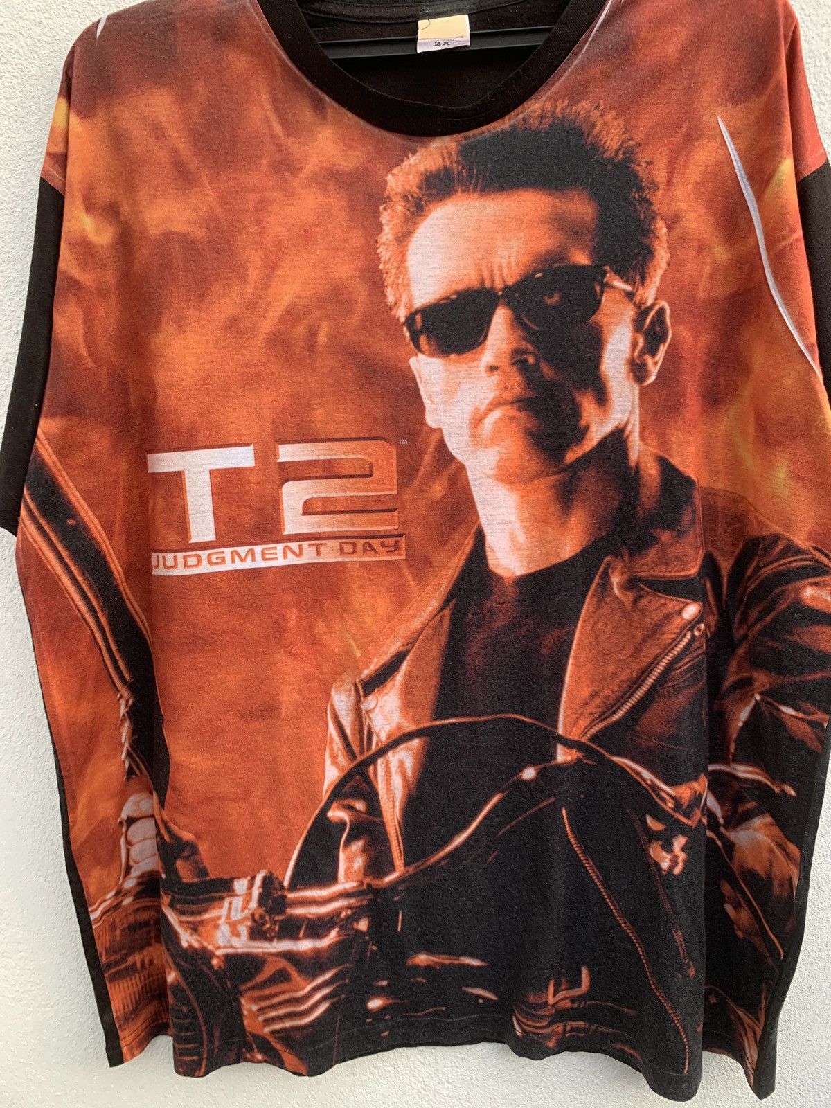 Vintage Vintage Terminator 2 Judgement Day Fullprint Movie Tee Size US XXL / EU 58 / 5 - 2 Thumbnail