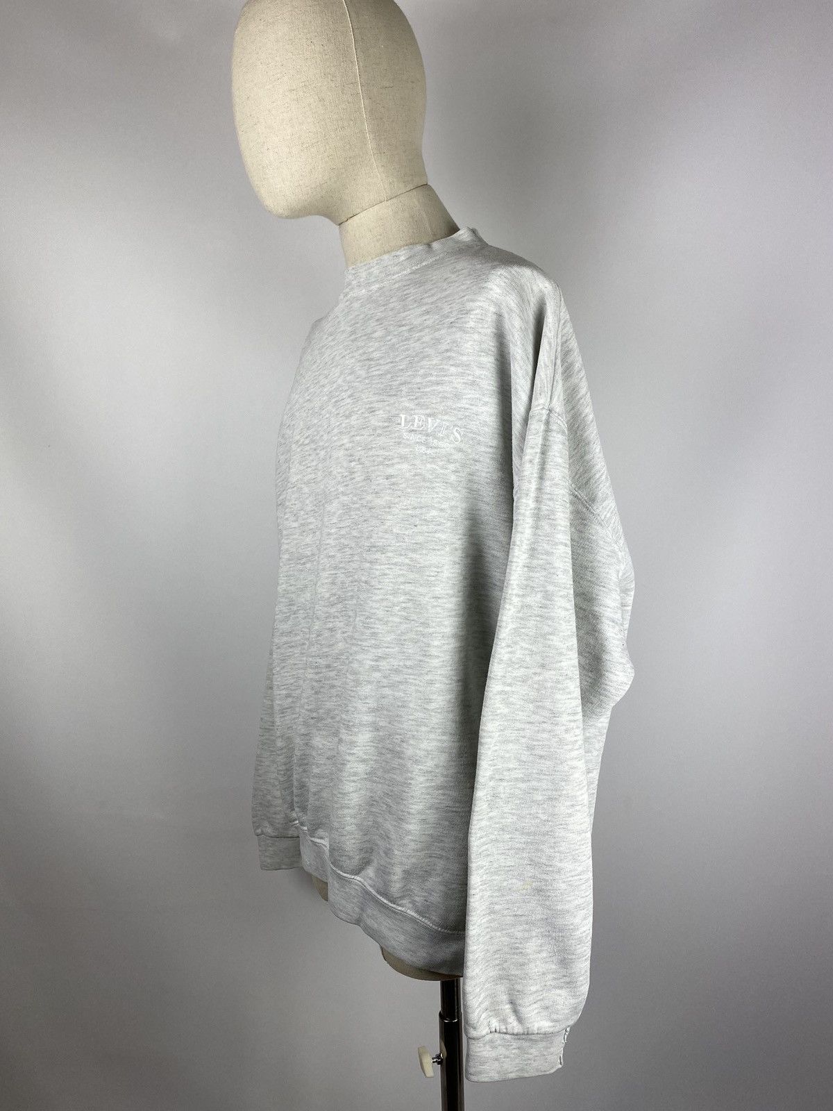 Other VTG Levis men’s crewneck sweathshirt pullover size Xl gray Size US XL / EU 56 / 4 - 6 Thumbnail
