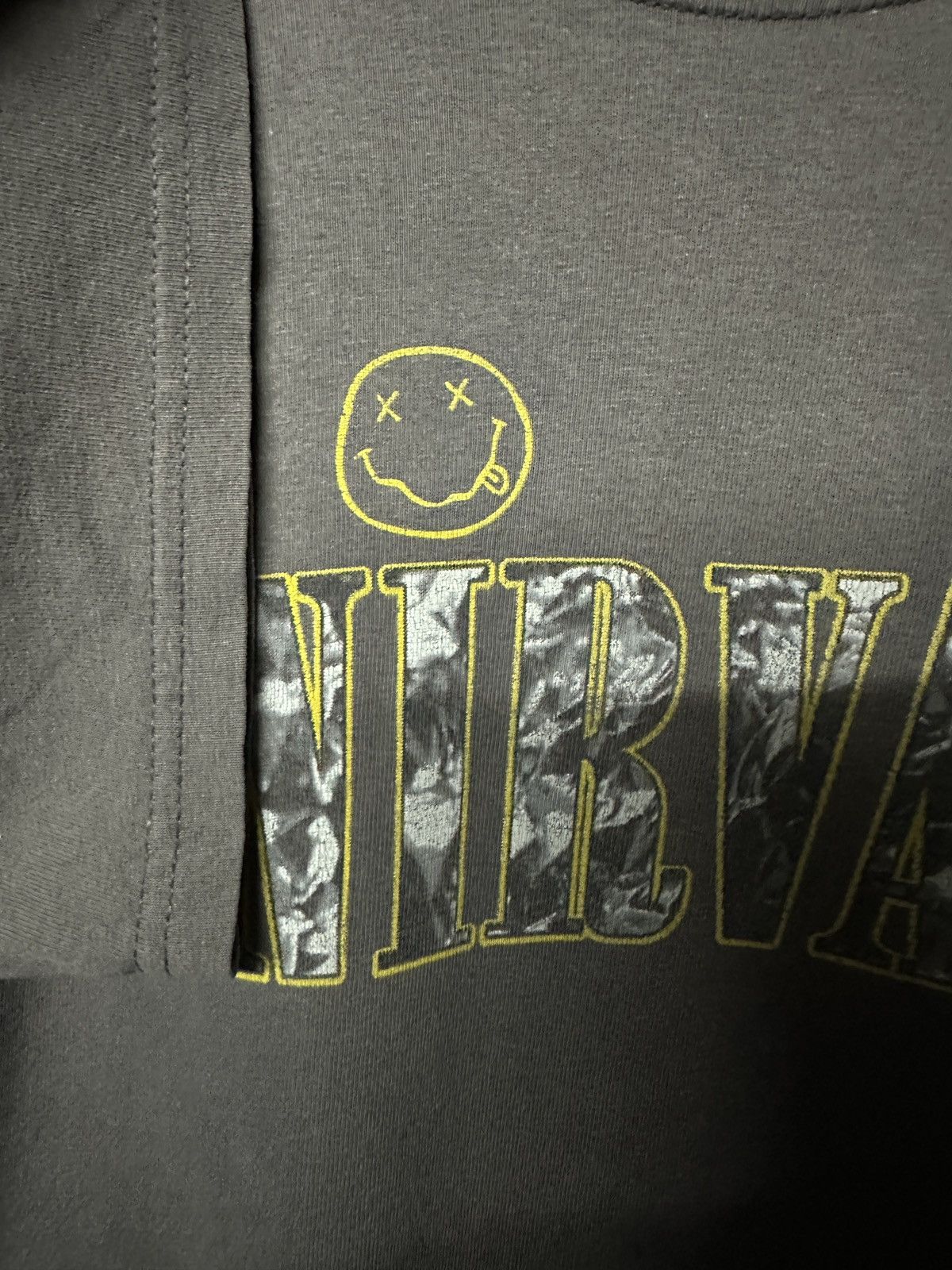 Band Tees Vintage 90s Nirvana Smile Grunge Faded Tee Size US M / EU 48-50 / 2 - 6 Thumbnail