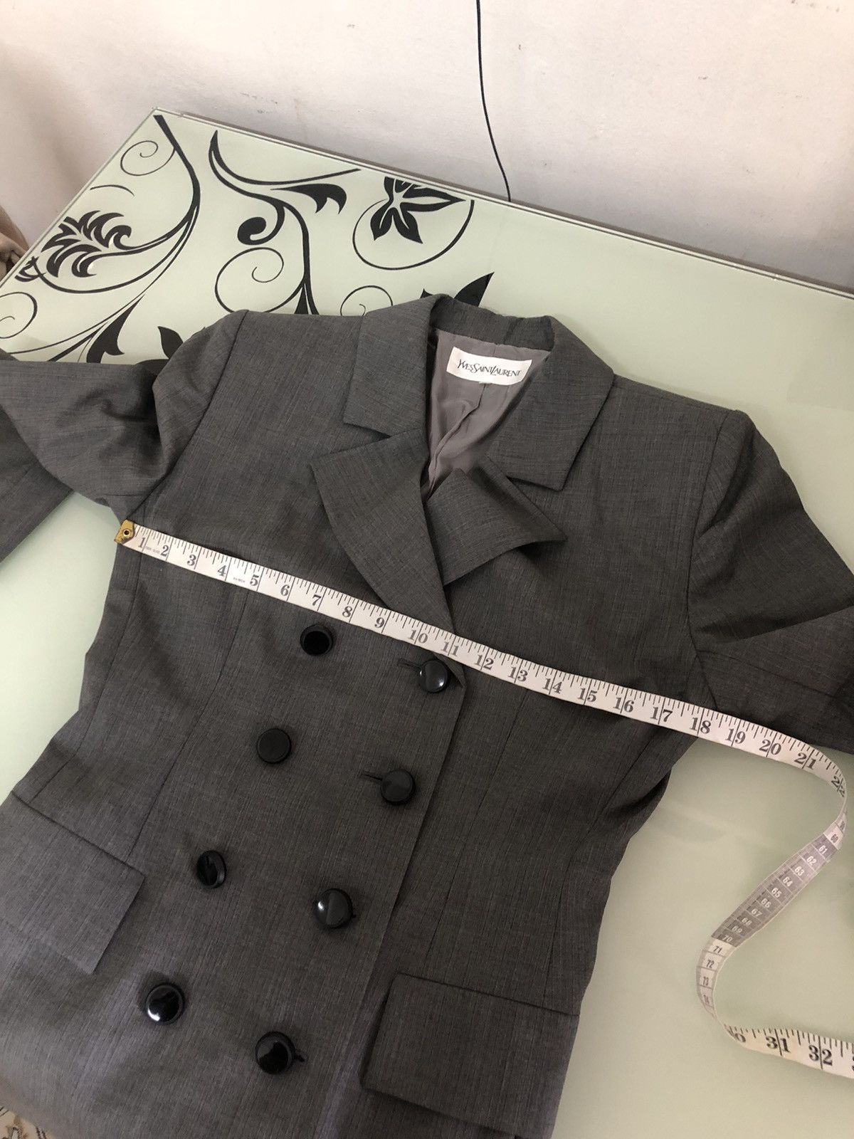 Yves Saint Laurent Vintage Yves Saint Laurent Double Breasted Blazer Jacket Size XS / US 0-2 / IT 36-38 - 18 Thumbnail