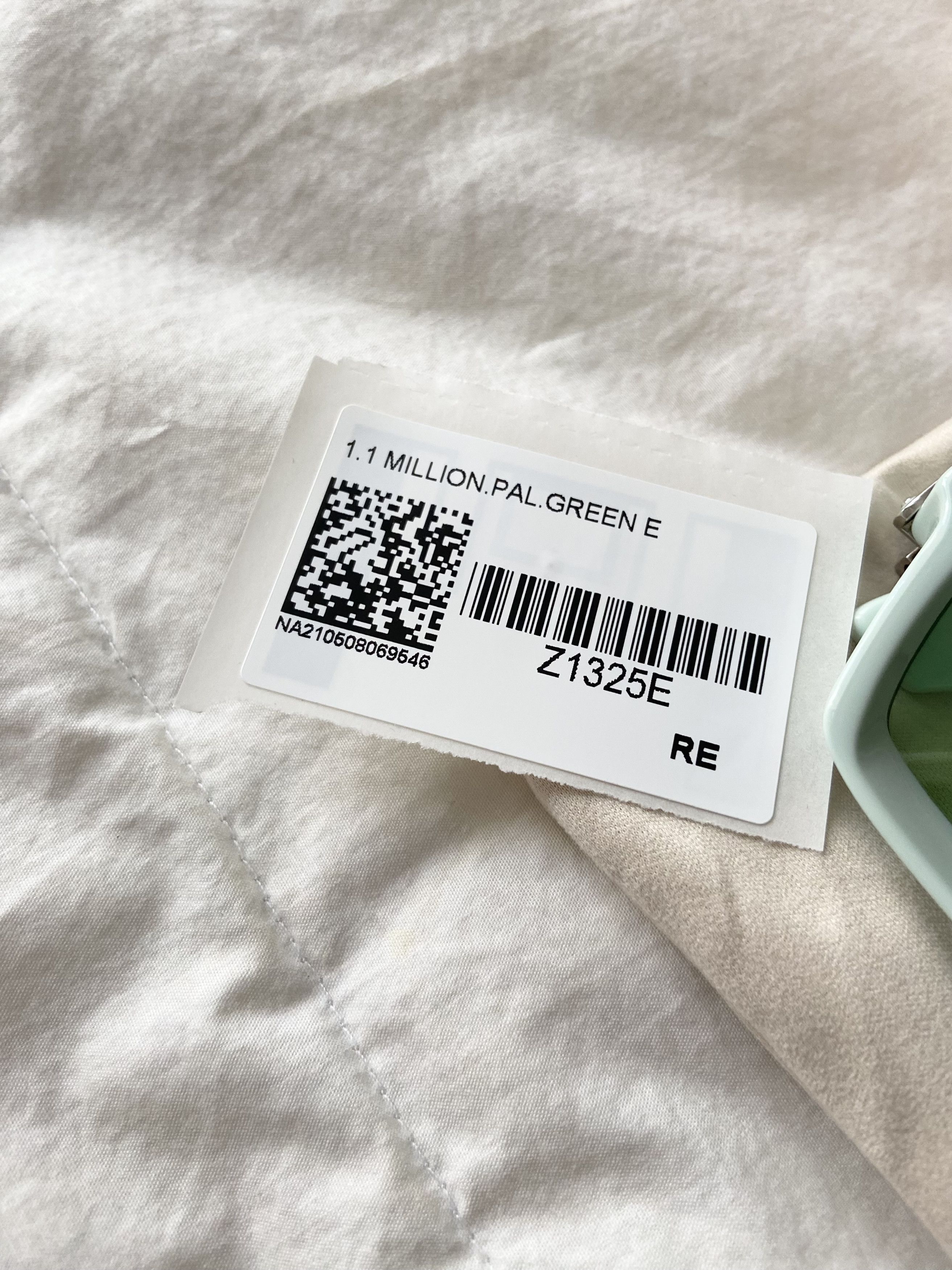 Louis Vuitton New Louis Vuitton Millionaires 1.1 Green Size ONE SIZE - 12 Thumbnail