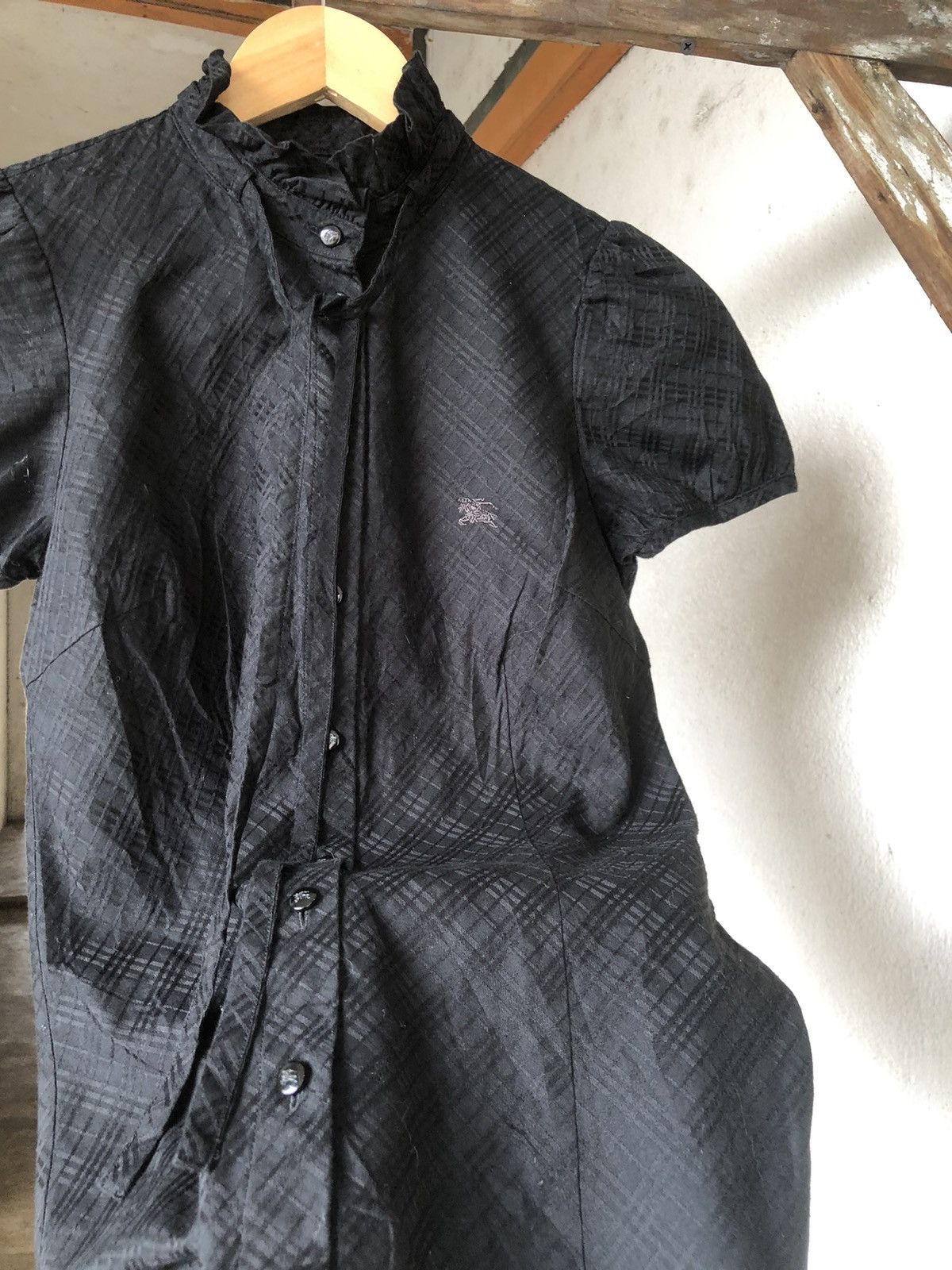 Burberry Vintage Burberry London Nova Check Black Button Up Shirt Size XS / US 0-2 / IT 36-38 - 9 Thumbnail