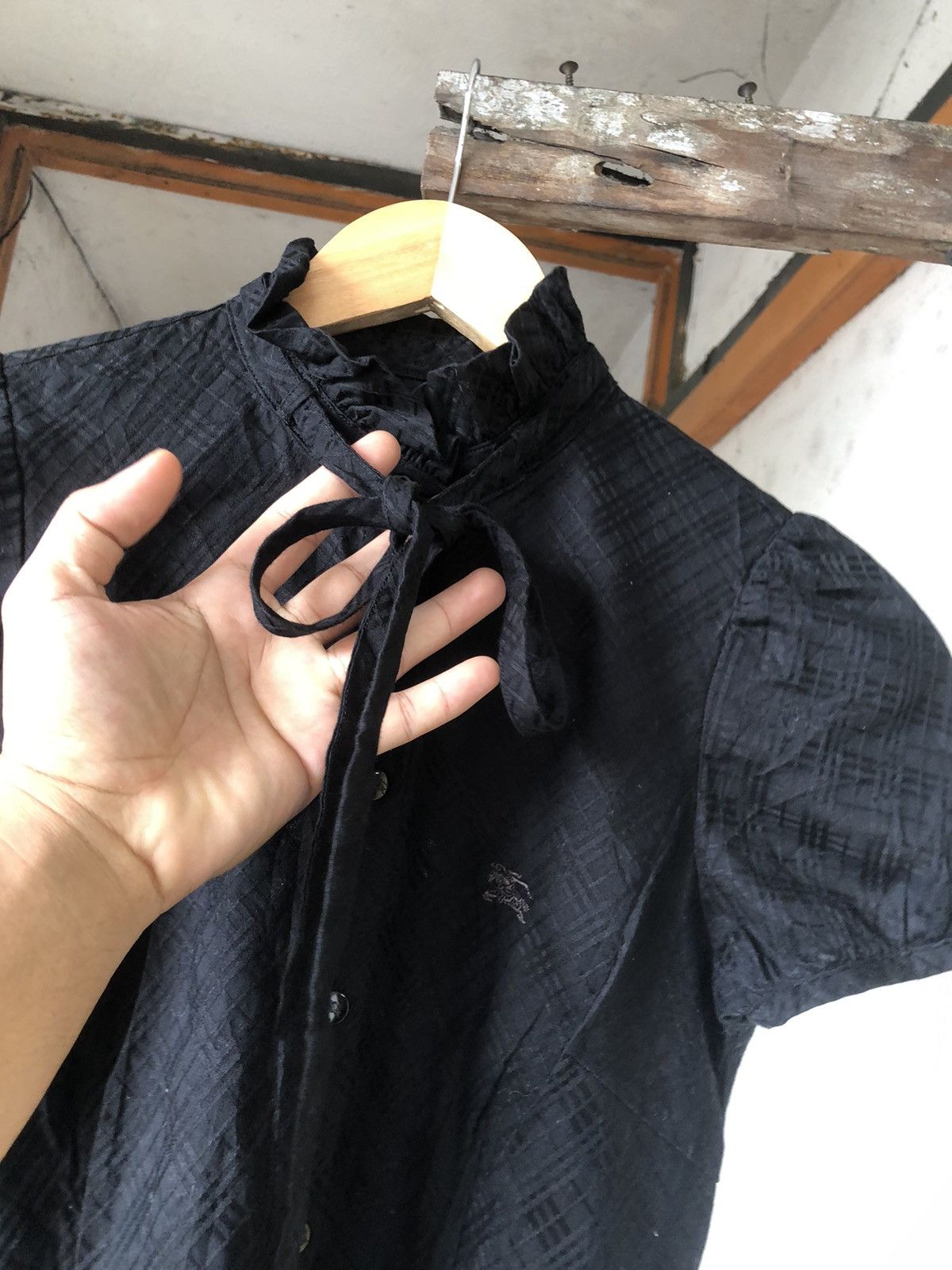 Burberry Vintage Burberry London Nova Check Black Button Up Shirt Size XS / US 0-2 / IT 36-38 - 11 Thumbnail