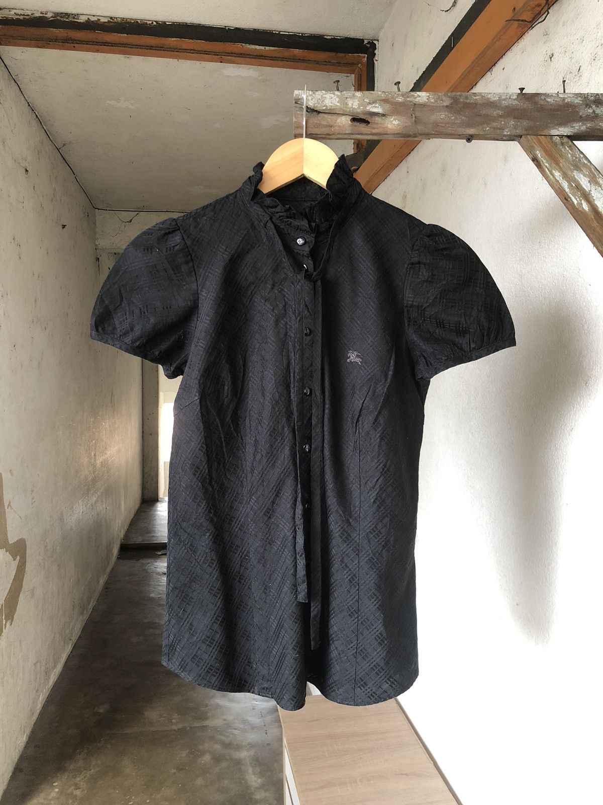 Burberry Vintage Burberry London Nova Check Black Button Up Shirt Size XS / US 0-2 / IT 36-38 - 22 Thumbnail
