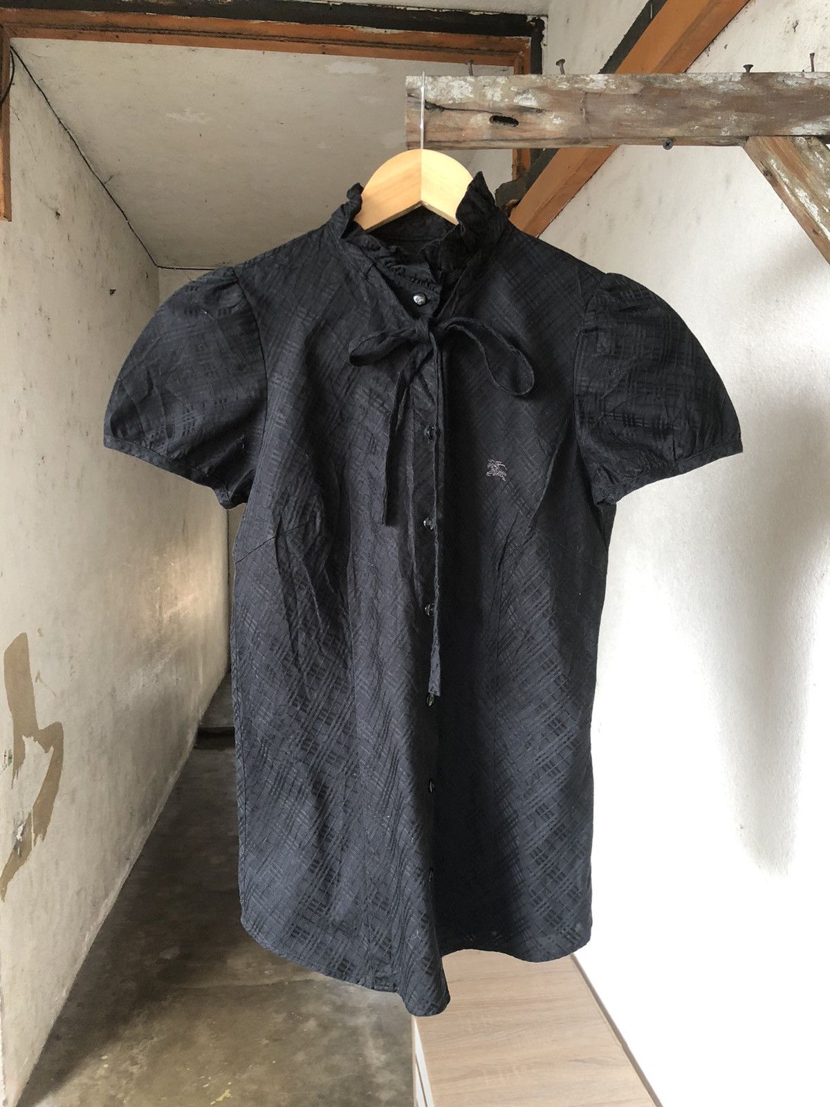 Burberry Vintage Burberry London Nova Check Black Button Up Shirt Size XS / US 0-2 / IT 36-38 - 23 Thumbnail