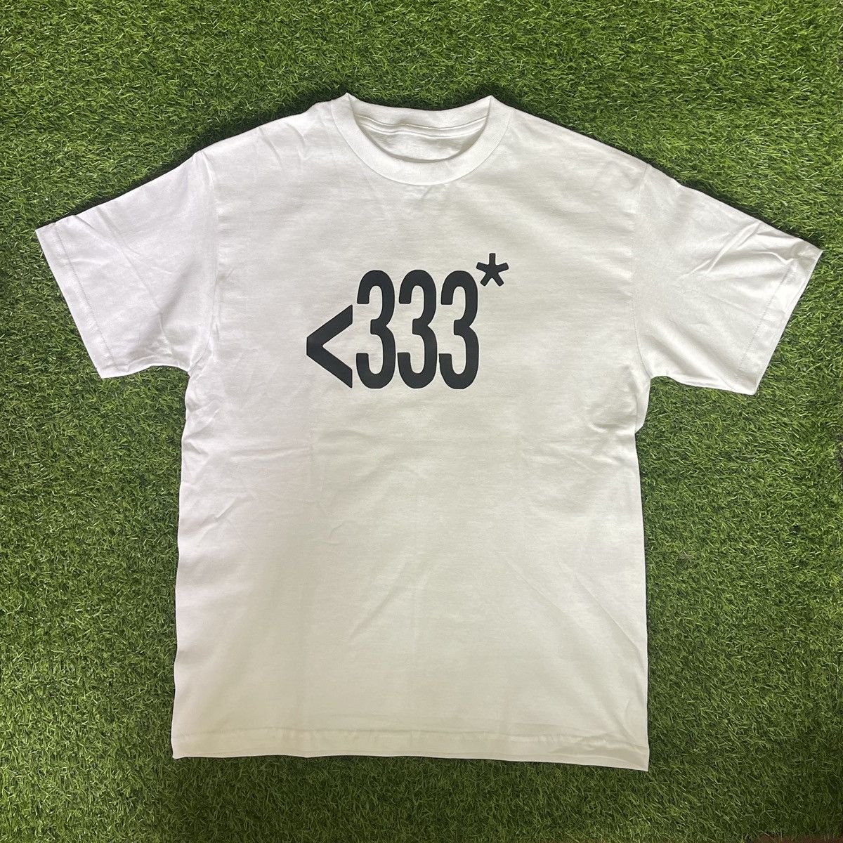Vintage <333* TSHIRT Size US L / EU 52-54 / 3 - 1 Preview