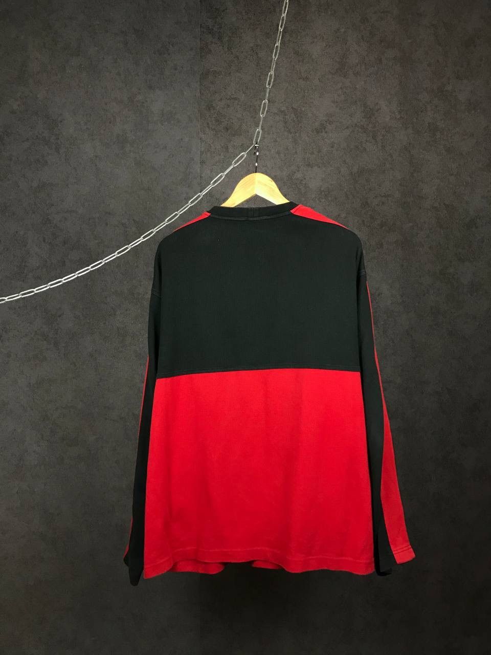 Nike Nike swoosh streetwear vintage sweatshirt Size US XL / EU 56 / 4 - 7 Thumbnail