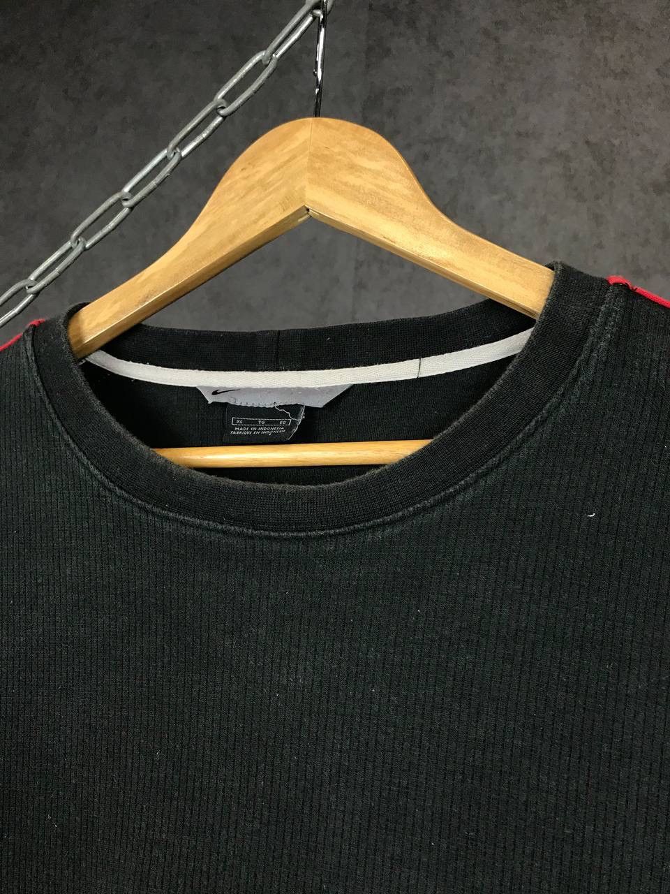 Nike Nike swoosh streetwear vintage sweatshirt Size US XL / EU 56 / 4 - 9 Thumbnail