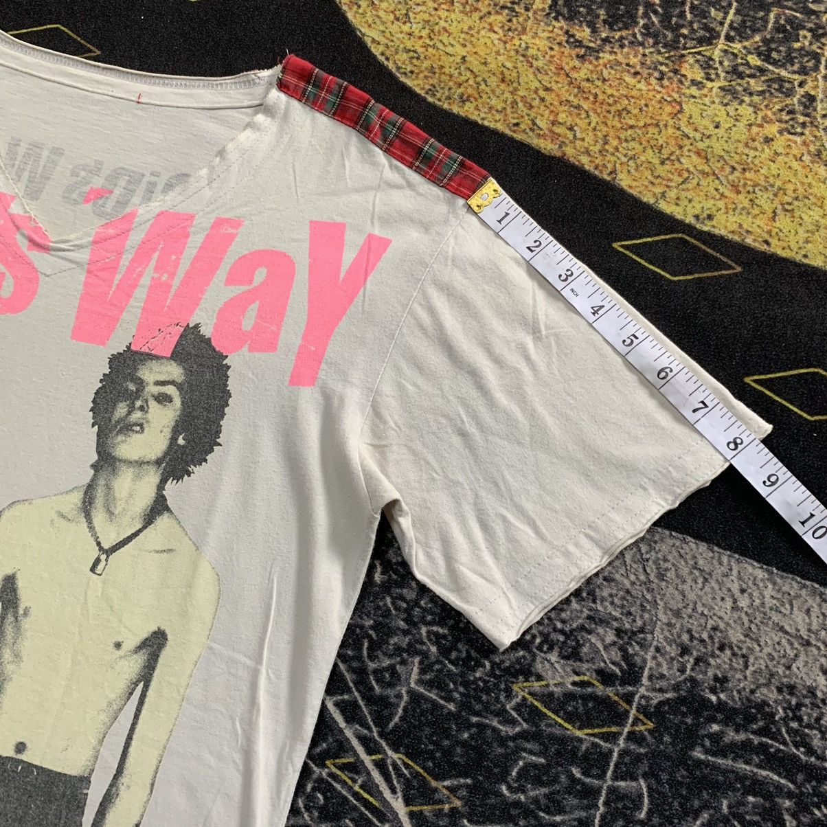 Band Tees × Seditionaries RARE🔥 SID VICIOUS “SID’S WAY” SEX PISTOLS BAND V NECK TEE Size US M / EU 48-50 / 2 - 8 Thumbnail