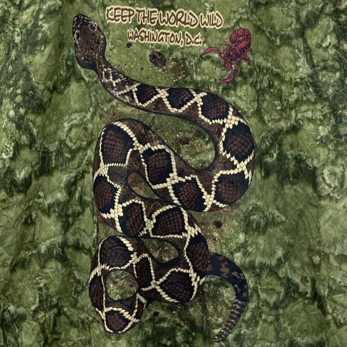 Beauty Beast × The Mountain × Vintage Vintage 90s Snake T-Shirt G-Perkins Like The Mautain Shirt Size US XL / EU 56 / 4 - 2 Thumbnail