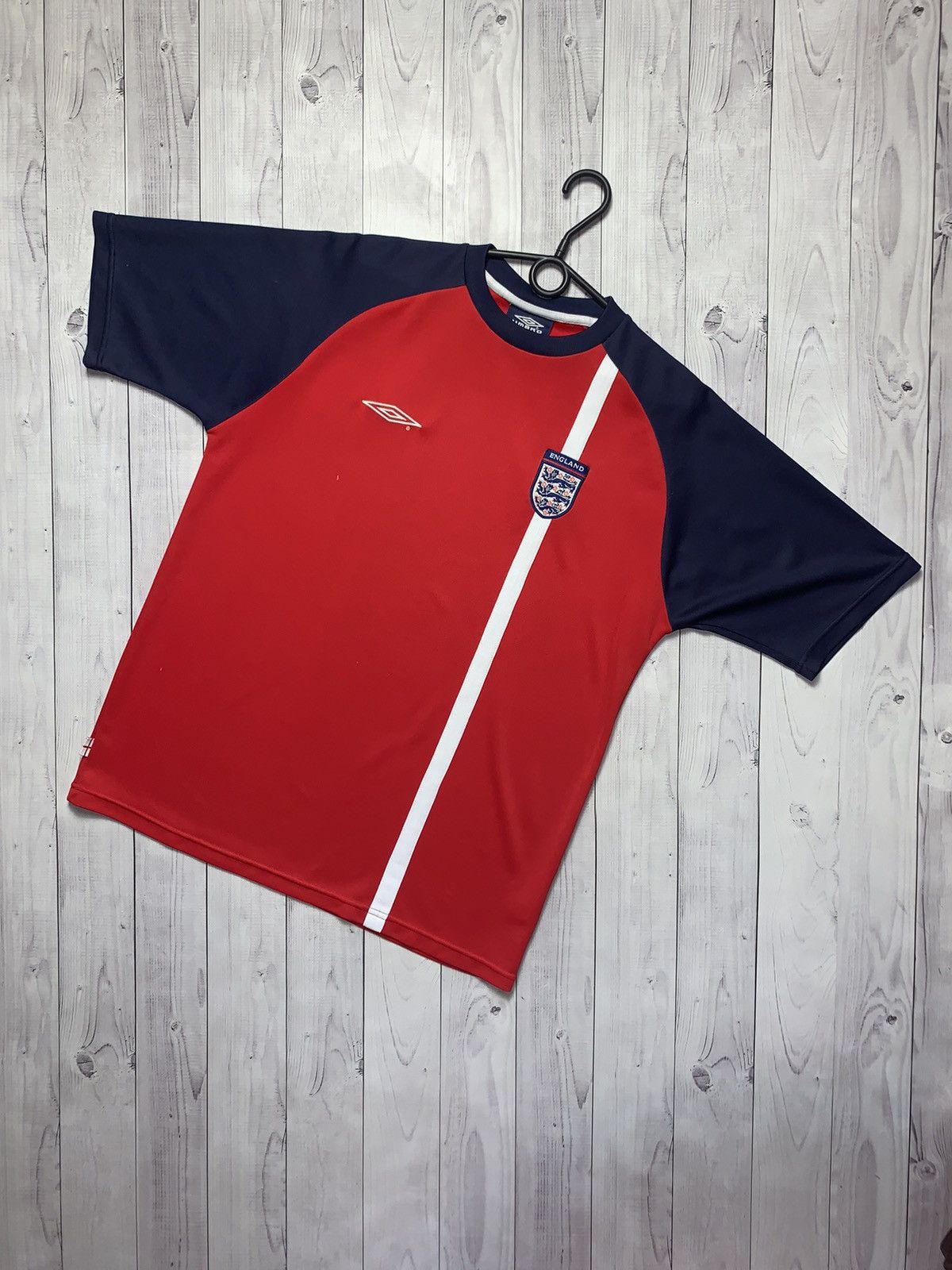 Umbro × Vintage Vintage England Umbro soccer jersey size L Size US L / EU 52-54 / 3 - 1 Thumbnail