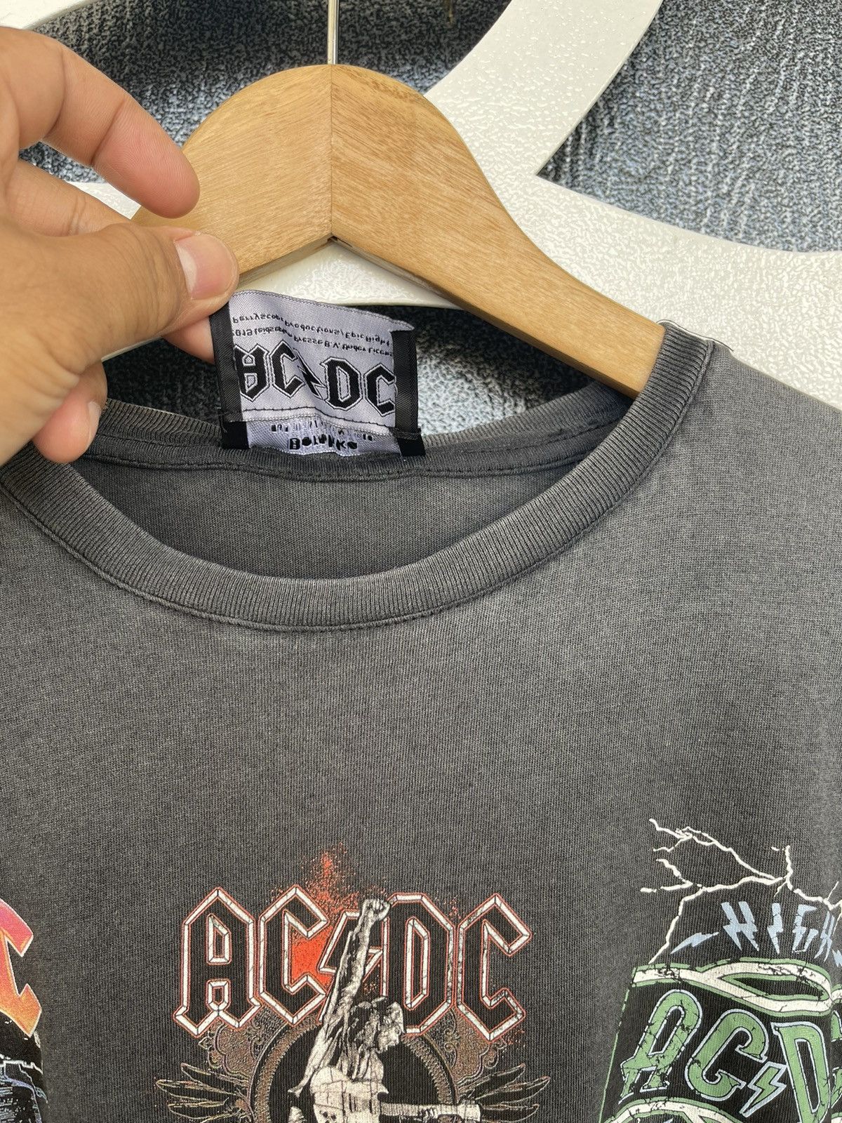 AC/DC × Band Tees × Bershka BERSHKA AC/DC ROCK TOUR FADED TSHIRT Size US L / EU 52-54 / 3 - 10 Thumbnail