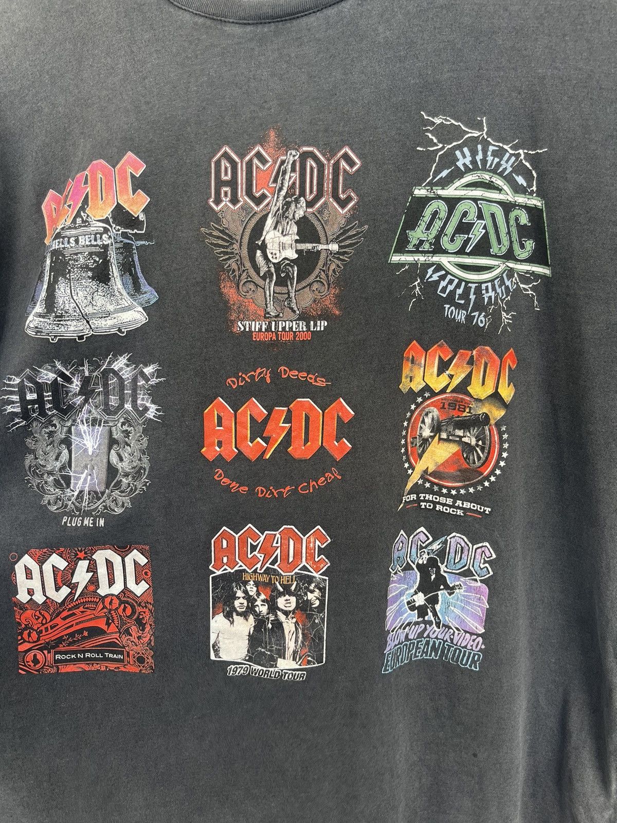 AC/DC × Band Tees × Bershka BERSHKA AC/DC ROCK TOUR FADED TSHIRT Size US L / EU 52-54 / 3 - 4 Thumbnail