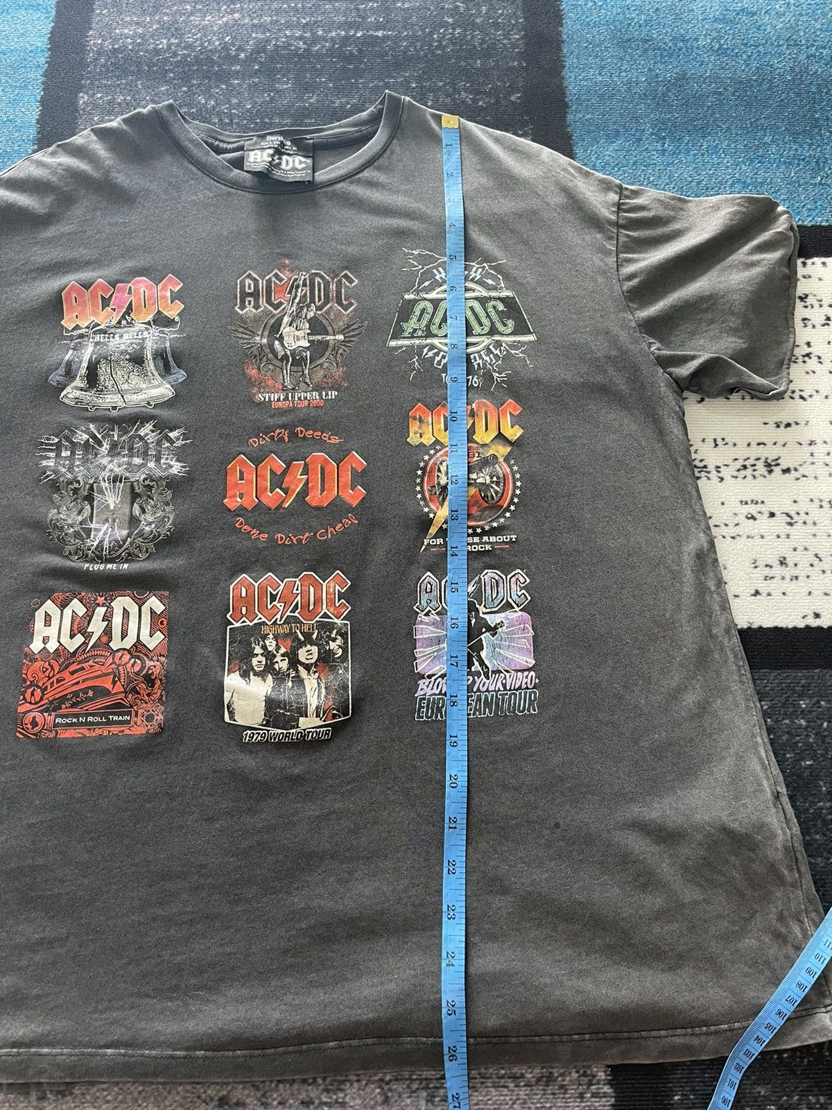 AC/DC × Band Tees × Bershka BERSHKA AC/DC ROCK TOUR FADED TSHIRT Size US L / EU 52-54 / 3 - 14 Thumbnail
