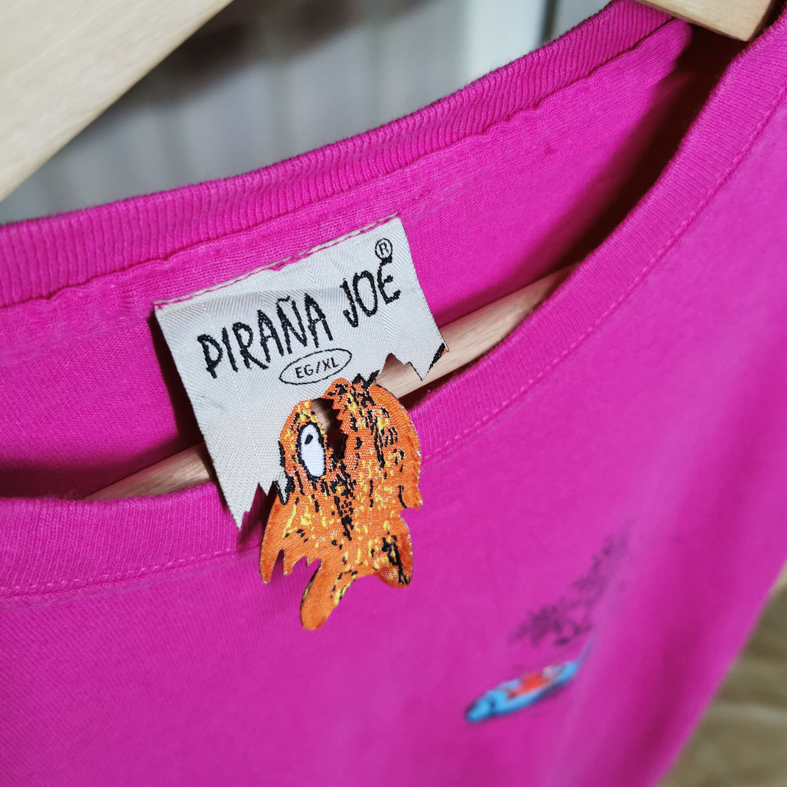 Vintage Vintage pirana jeo tees Size US XL / EU 56 / 4 - 6 Thumbnail