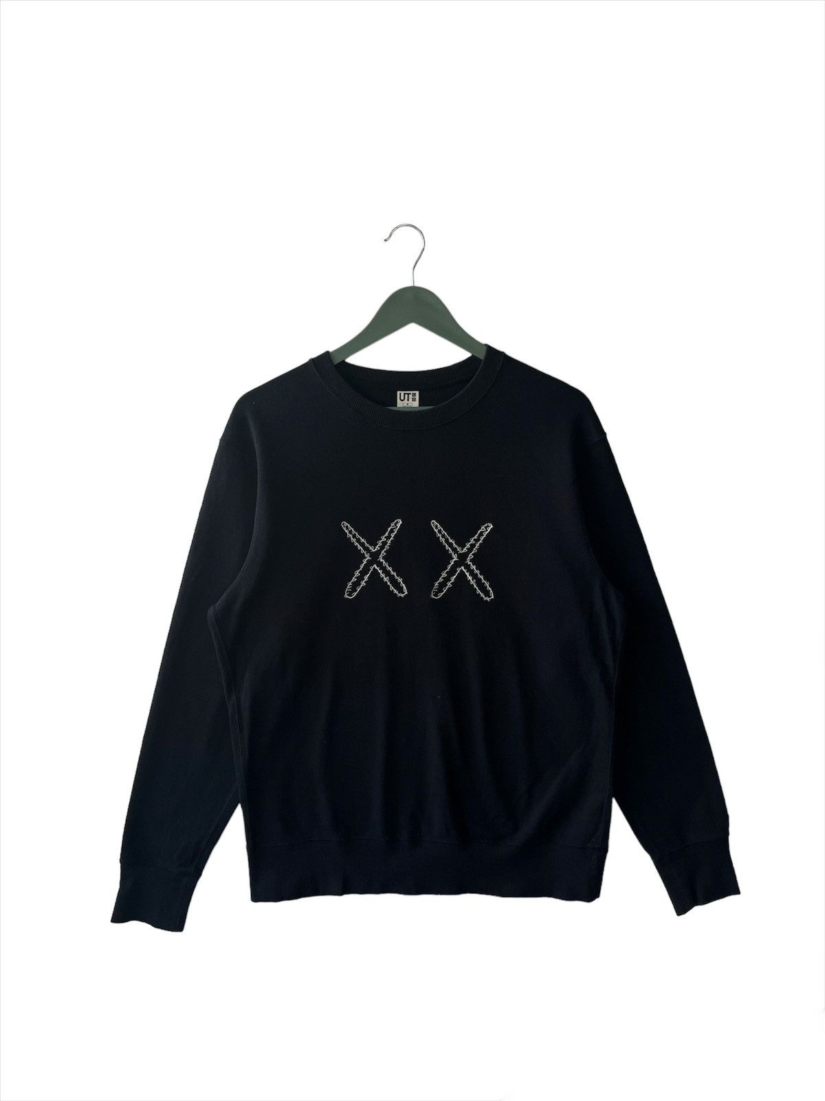 Uniqlo kaws sesame hot sale street sweatshirt