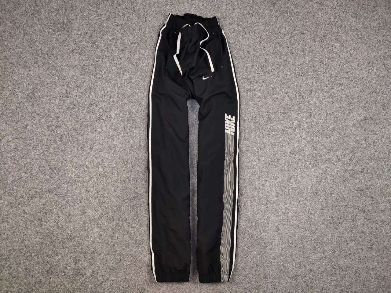 Nike Nike Track Vintage Pants Swoosh Y2K Drill Joggers Rare Size US 34 / EU 50 - 1 Thumbnail