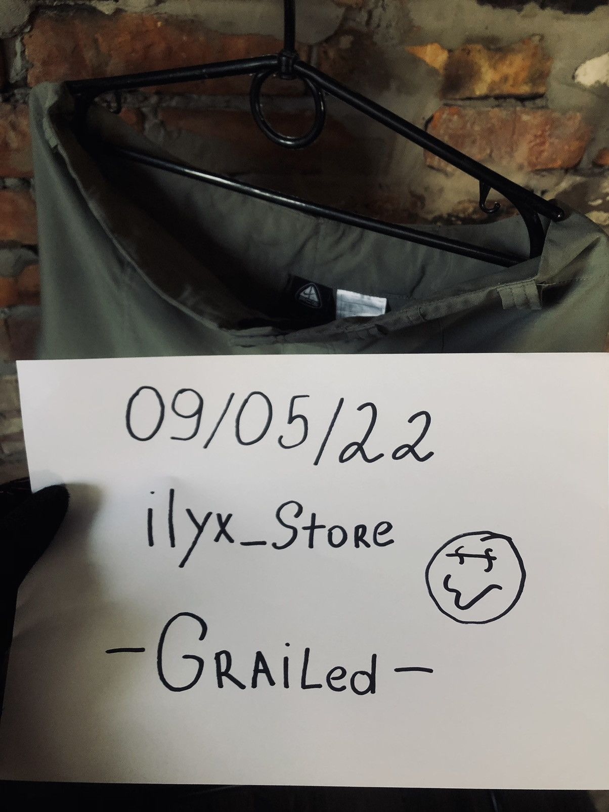 Nike ACG × Vintage Vintage Shorts Nike ACG Cargo Size US 31 - 8 Thumbnail