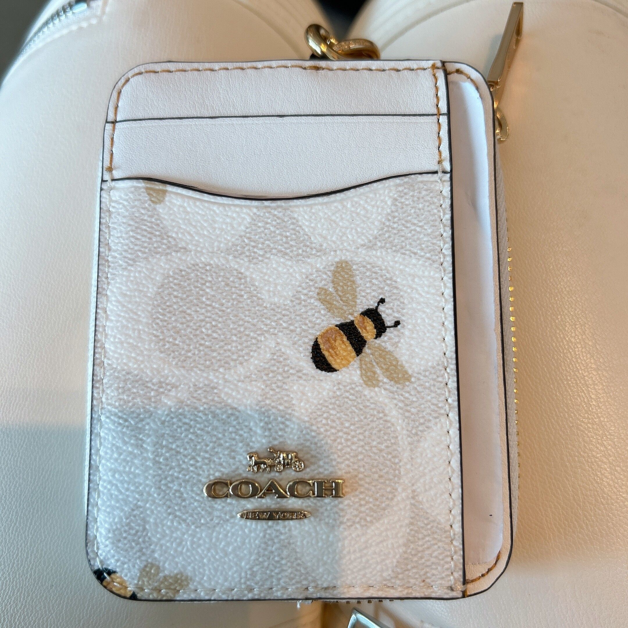 Coach Zip Card Case In Signature Canvas With Bee Print | Grailed