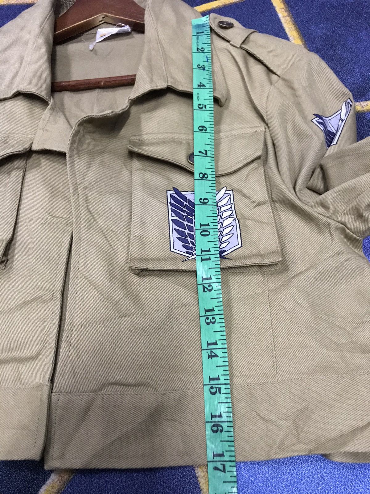 Anime VINTAGE ATTACK ON TITAN UNIVERSAL STUDIOS CROPPED JACKET Size US L / EU 52-54 / 3 - 12 Thumbnail