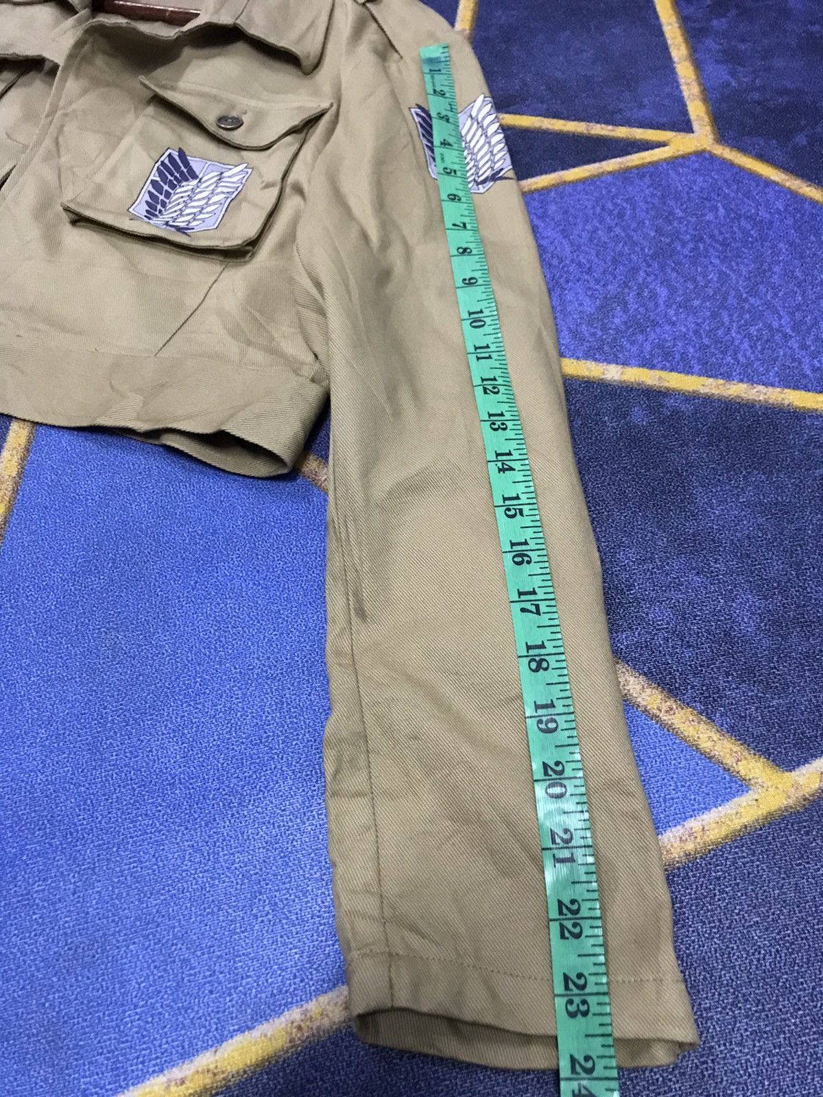 Anime VINTAGE ATTACK ON TITAN UNIVERSAL STUDIOS CROPPED JACKET Size US L / EU 52-54 / 3 - 13 Thumbnail