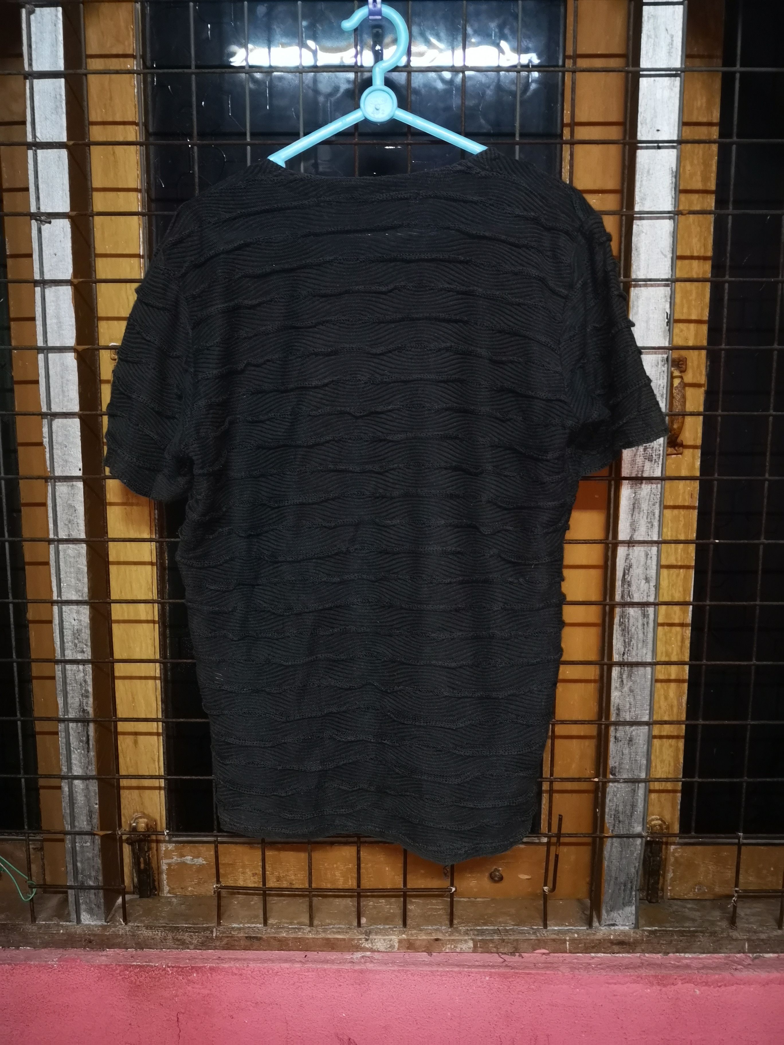 Designer Tete Homme Horizontal style Size US S / EU 44-46 / 1 - 2 Thumbnail
