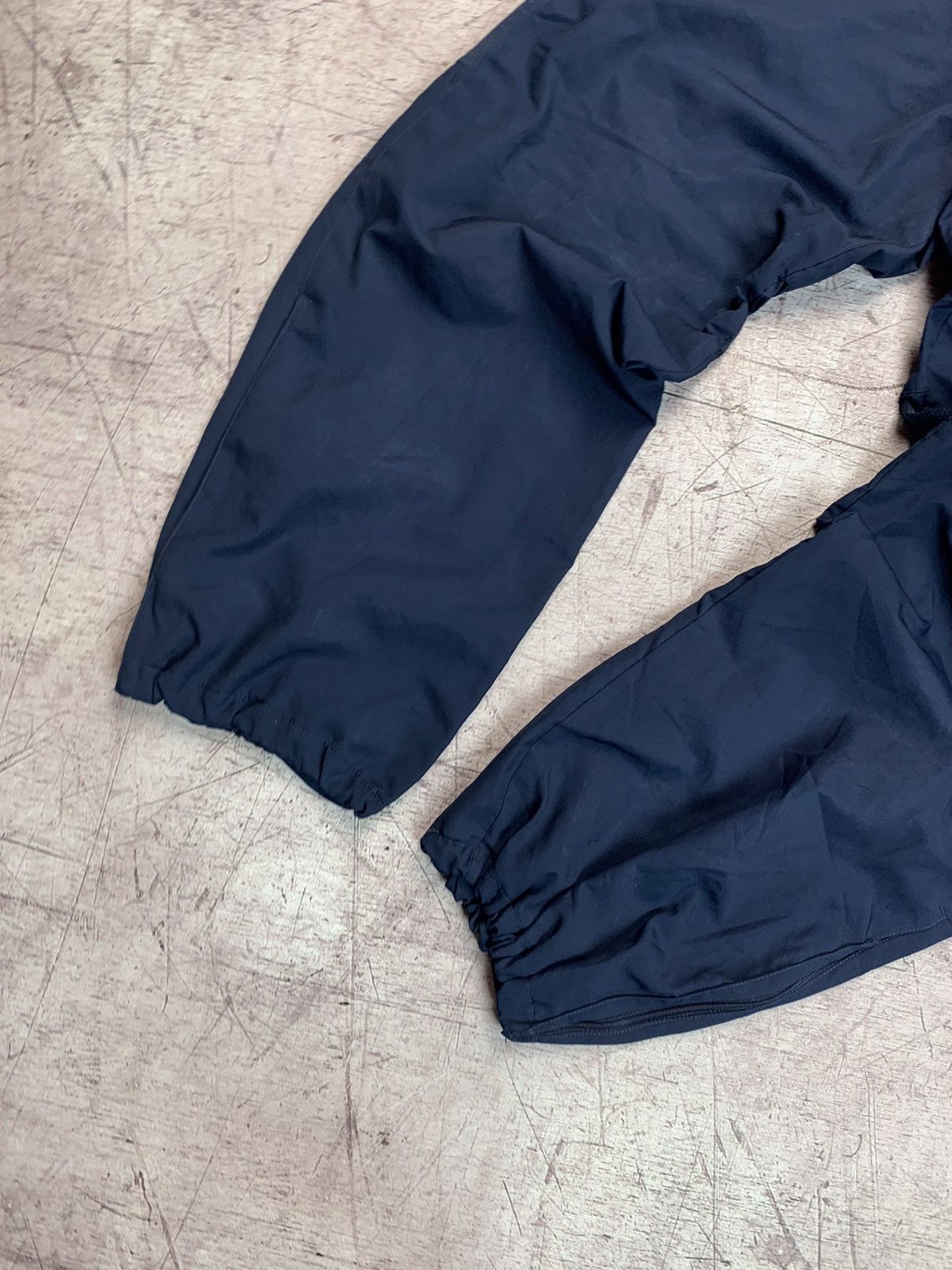Nike × Vintage Nike Vintage Mens Nylon Pants Drill Style Size US 34 / EU 50 - 13 Thumbnail