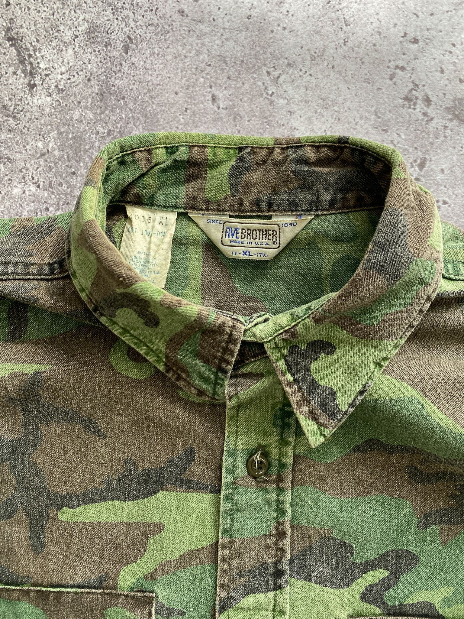 FiveBrother Vintage Five Brother Camo Workwear Shirt Size US XL / EU 56 / 4 - 5 Thumbnail