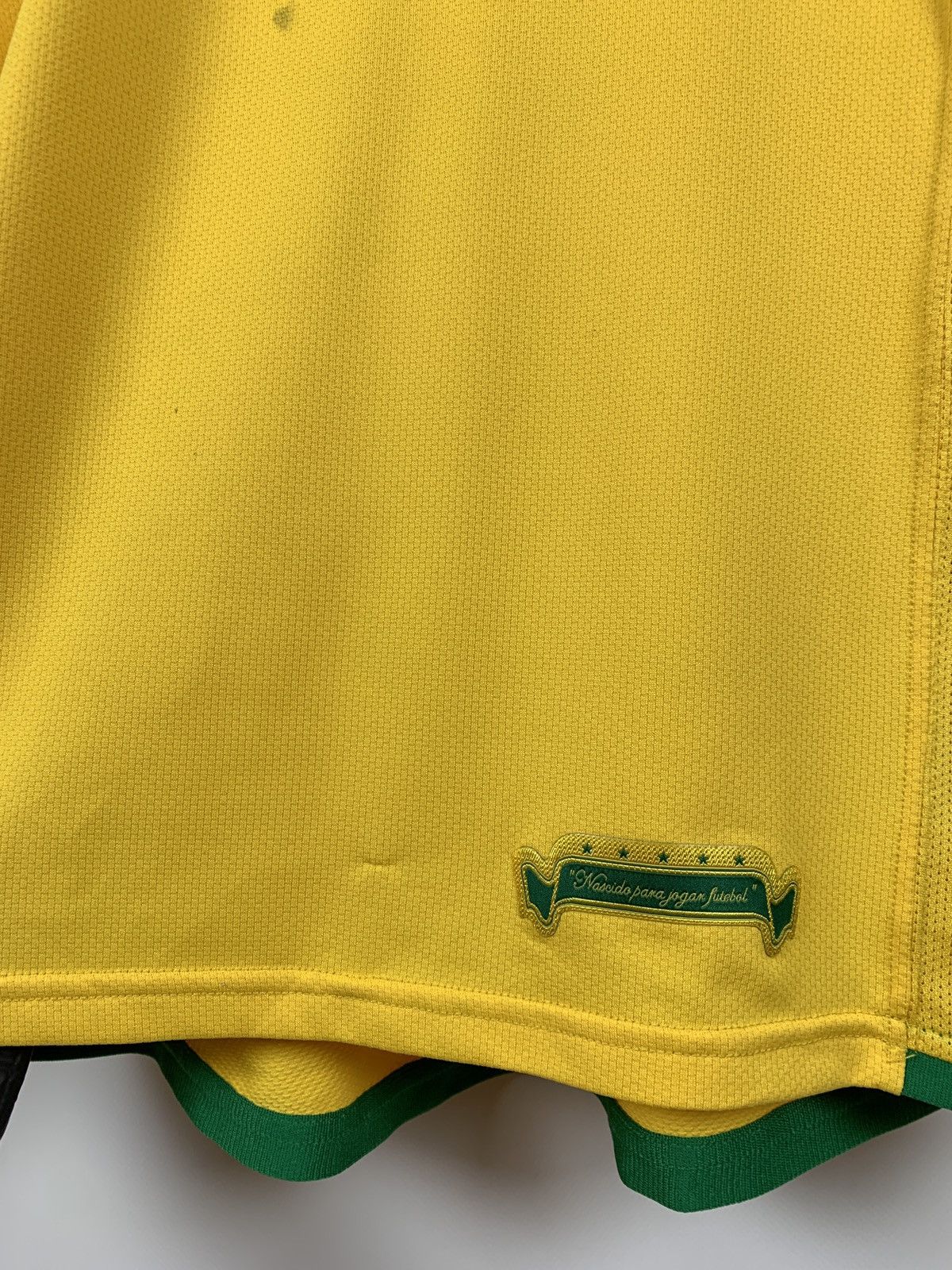 Nike 2006 Nike Brazil National Team World Cup Home Jersey Size US S / EU 44-46 / 1 - 12 Thumbnail