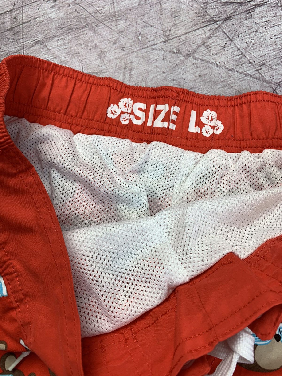 Kanye West × Takashi Murakami 2007 Kanye West x Takashi Murakami Swim Shorts Size US 34 / EU 50 - 11 Thumbnail