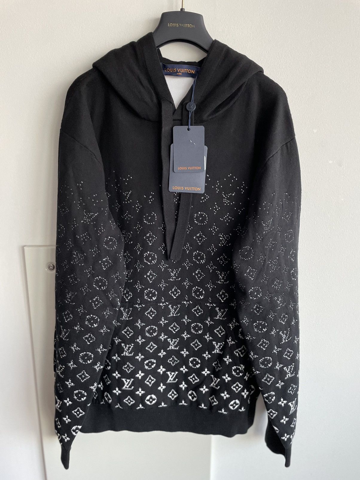 Louis Vuitton Super Runway Brand New Limited LV Monogram Hooded Sweater Size US L / EU 52-54 / 3 - 3 Thumbnail