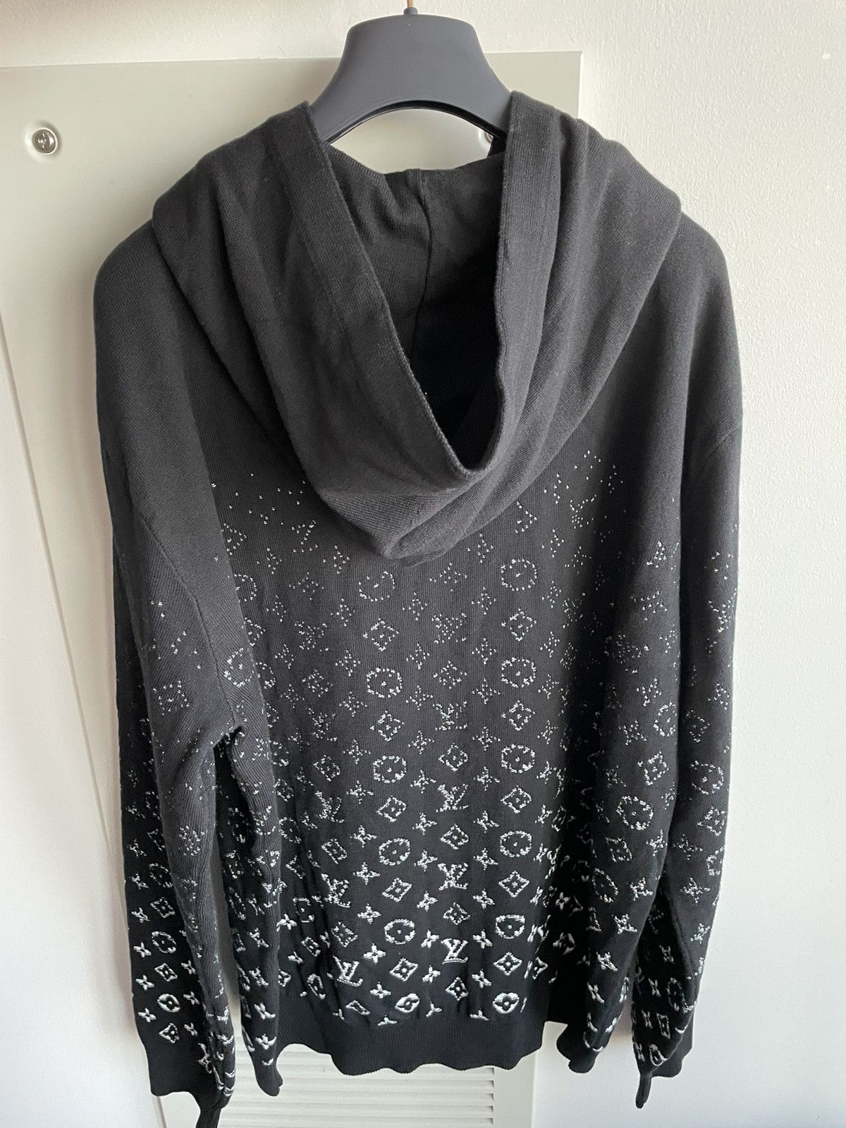 Louis Vuitton Super Runway Brand New Limited LV Monogram Hooded Sweater Size US L / EU 52-54 / 3 - 20 Thumbnail